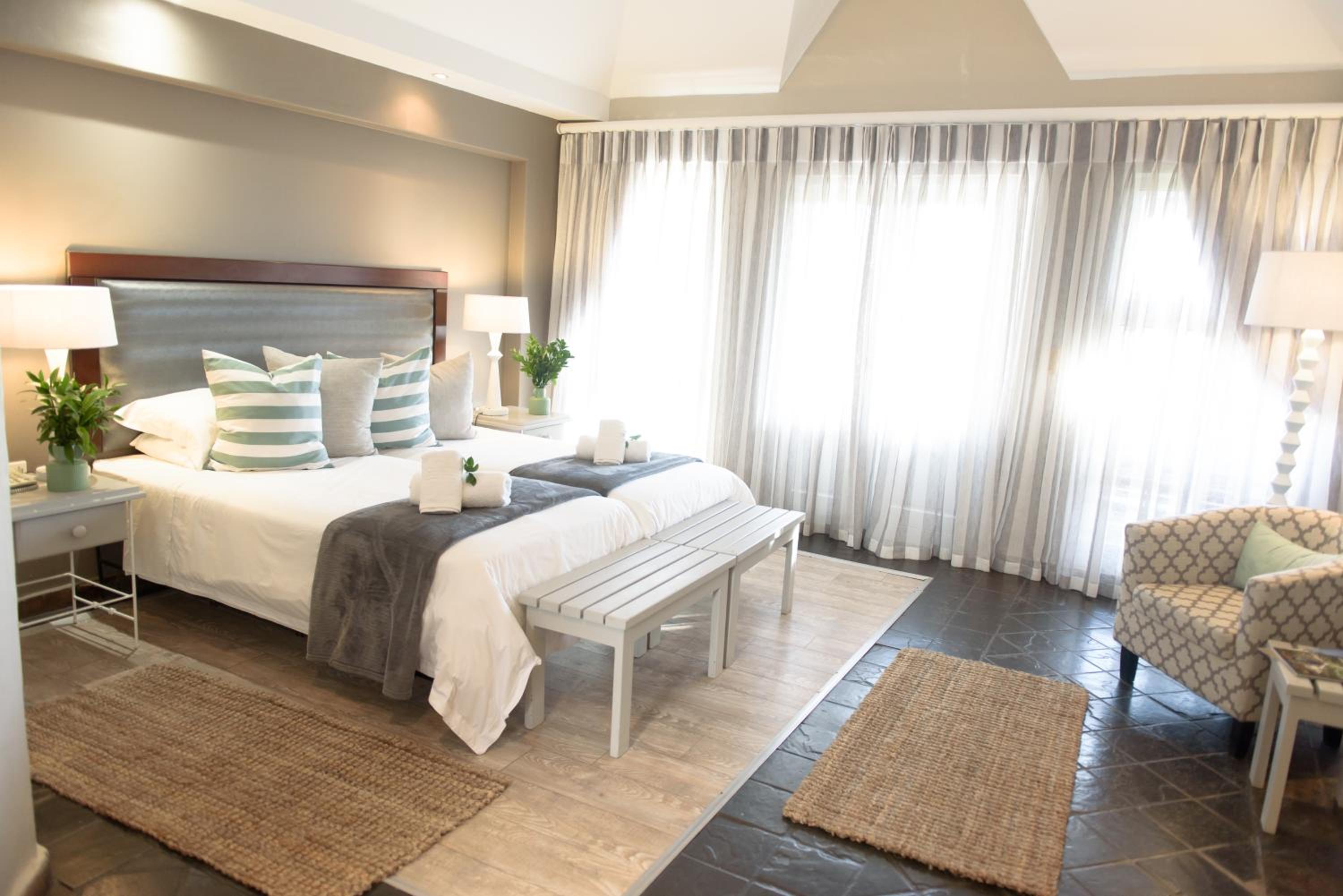 Twin Room - Photo 1