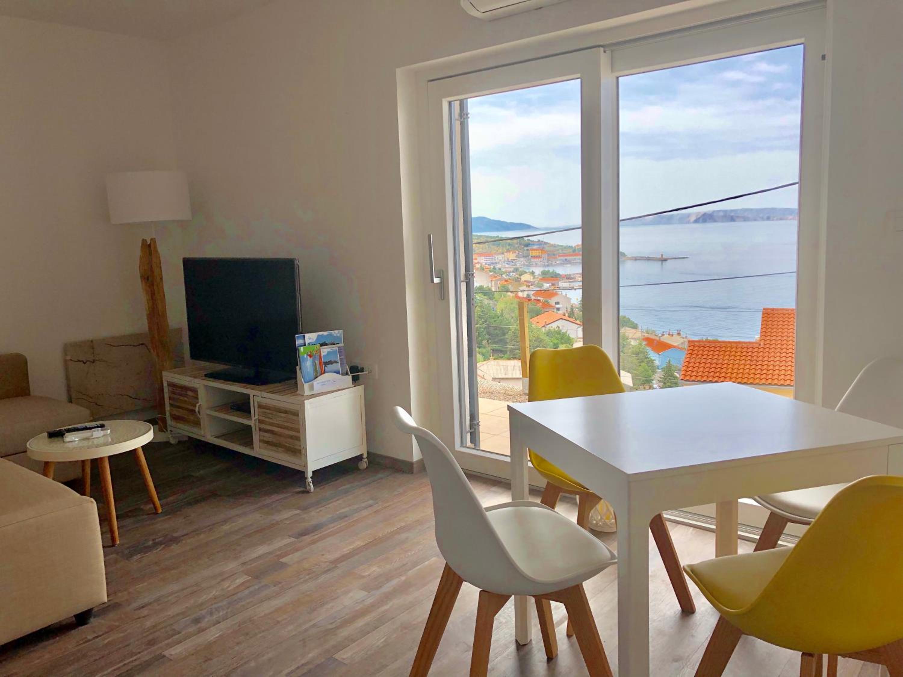 Apartment - Ground Floor photo 3