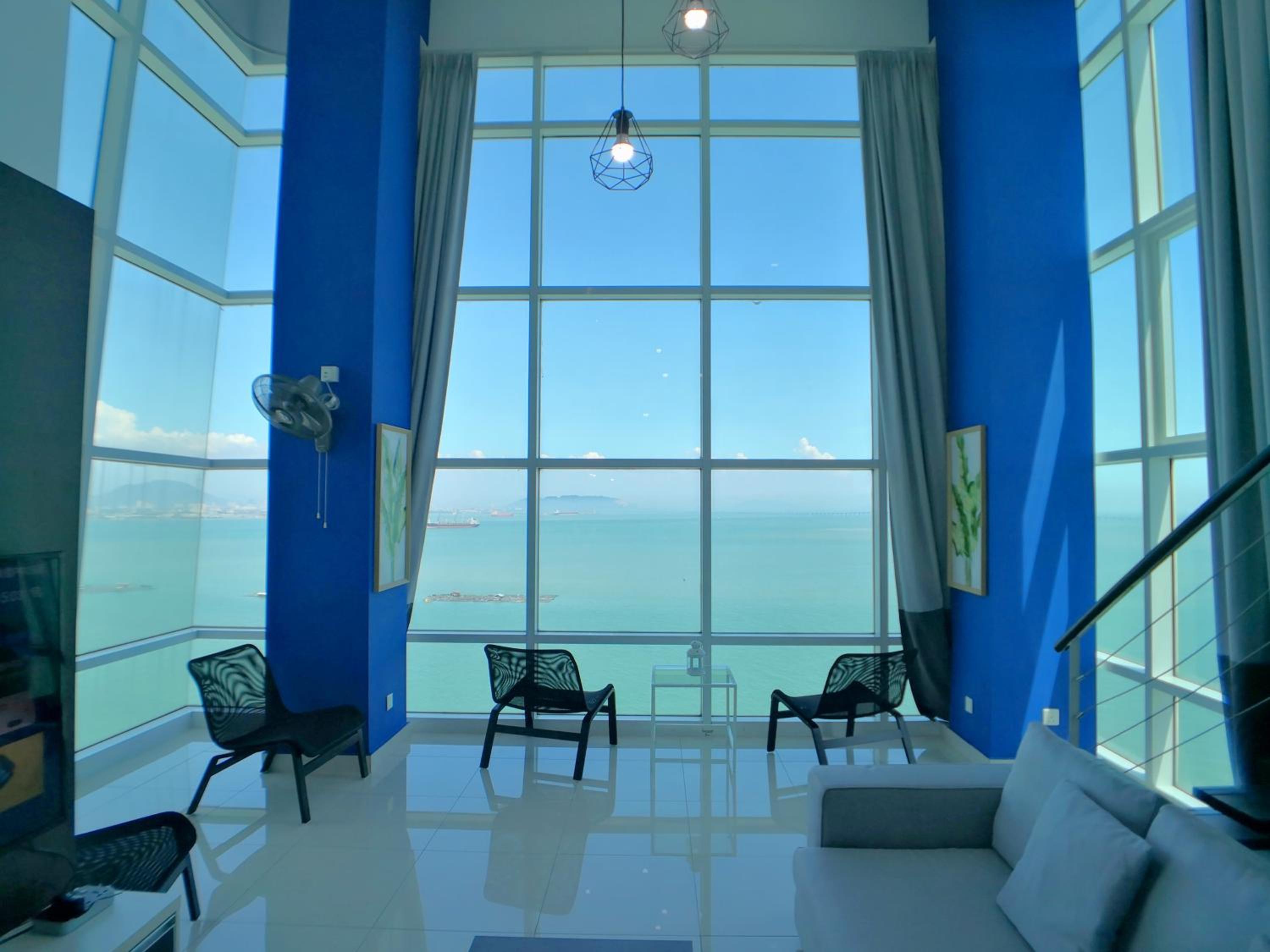 Apartment with Sea View photo 2