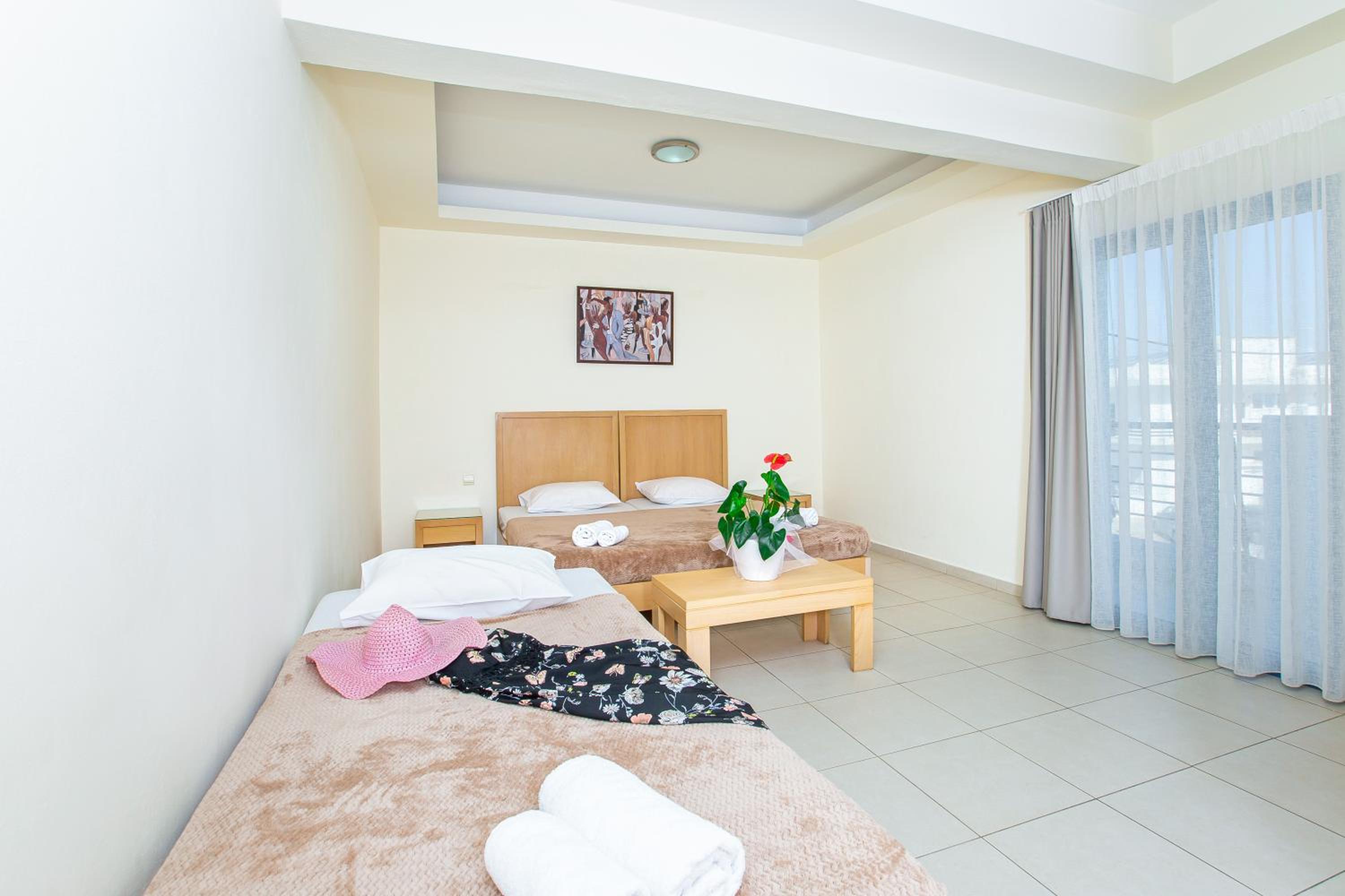  Triple Studio with Double Bed  photo 3