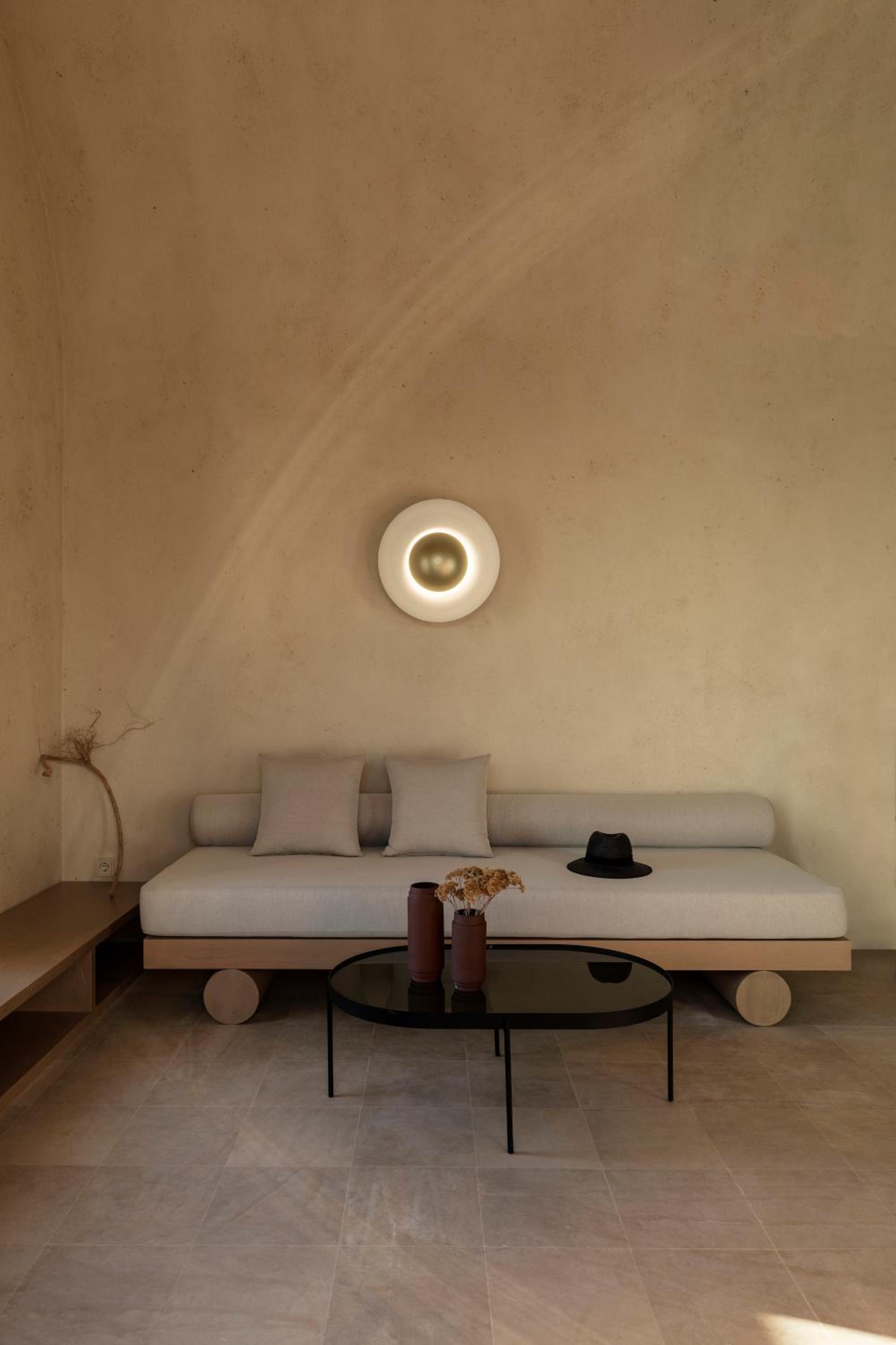 Luxury Two Bedroom Villa - Photo 23