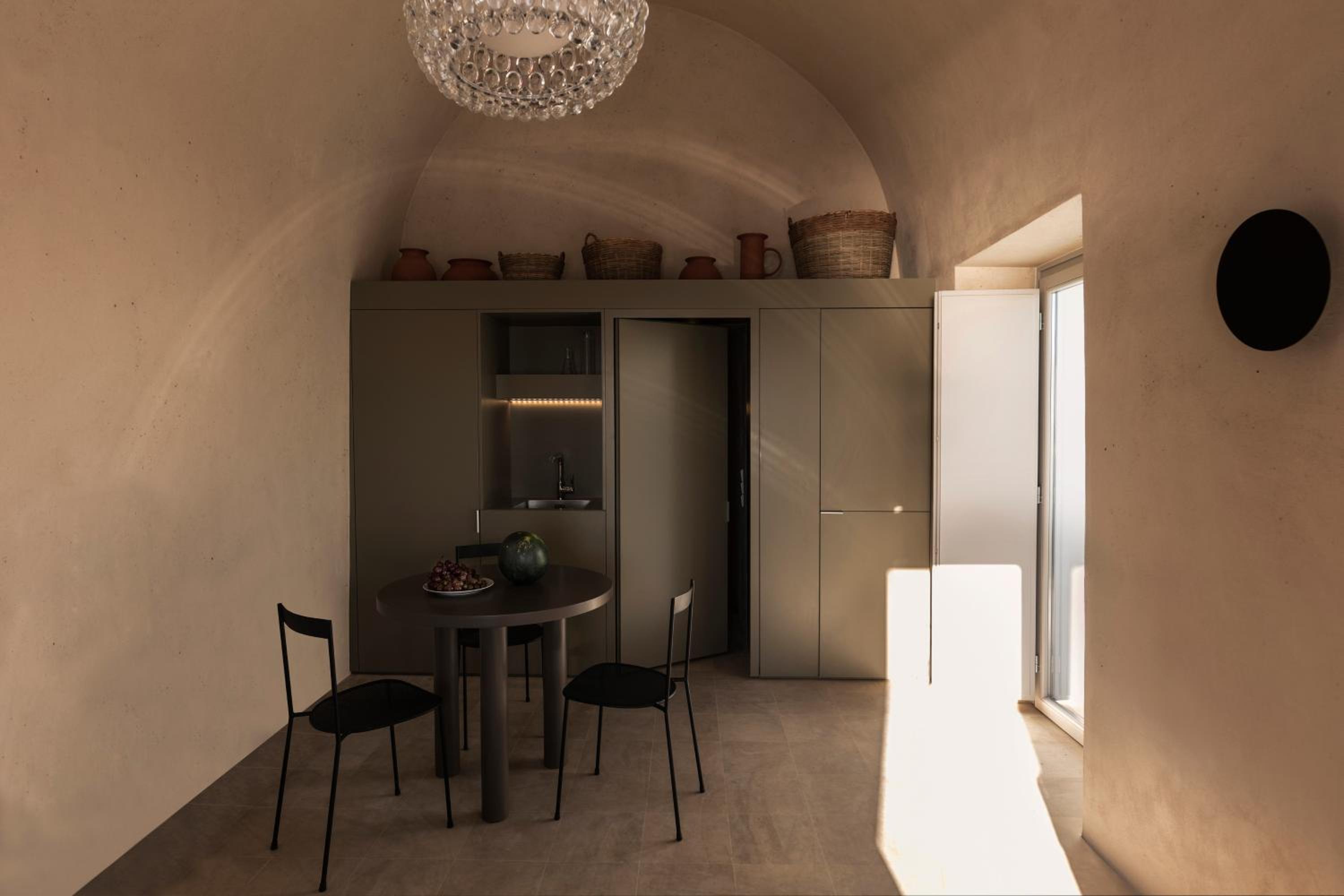 Luxury Two Bedroom Villa - Photo 22