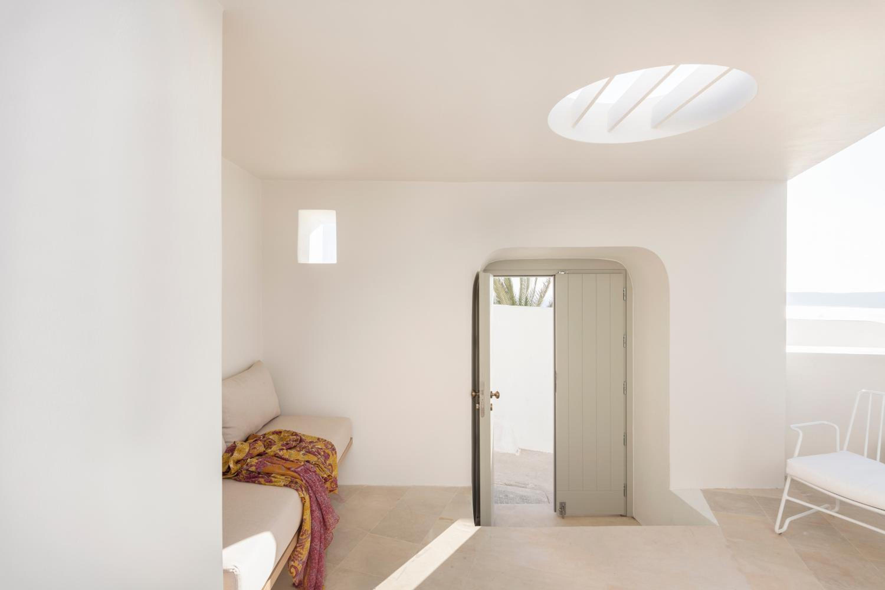 Luxury Two Bedroom Villa - Photo 15