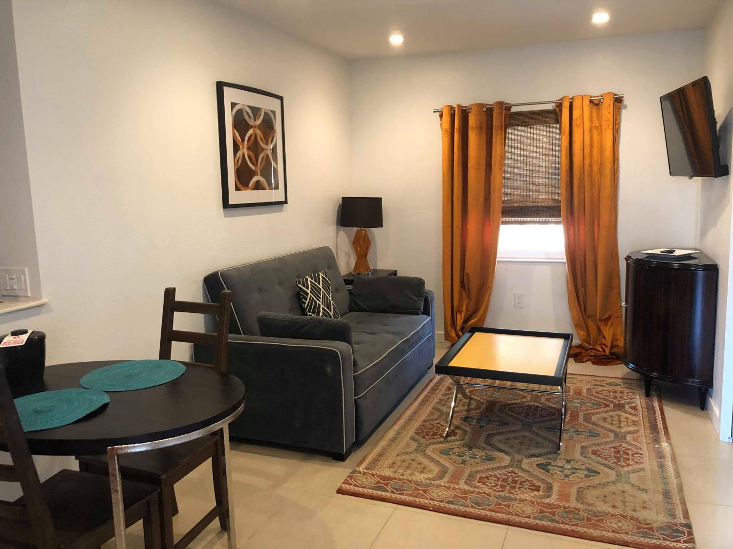 The Siesta Key Suite - Photo 1