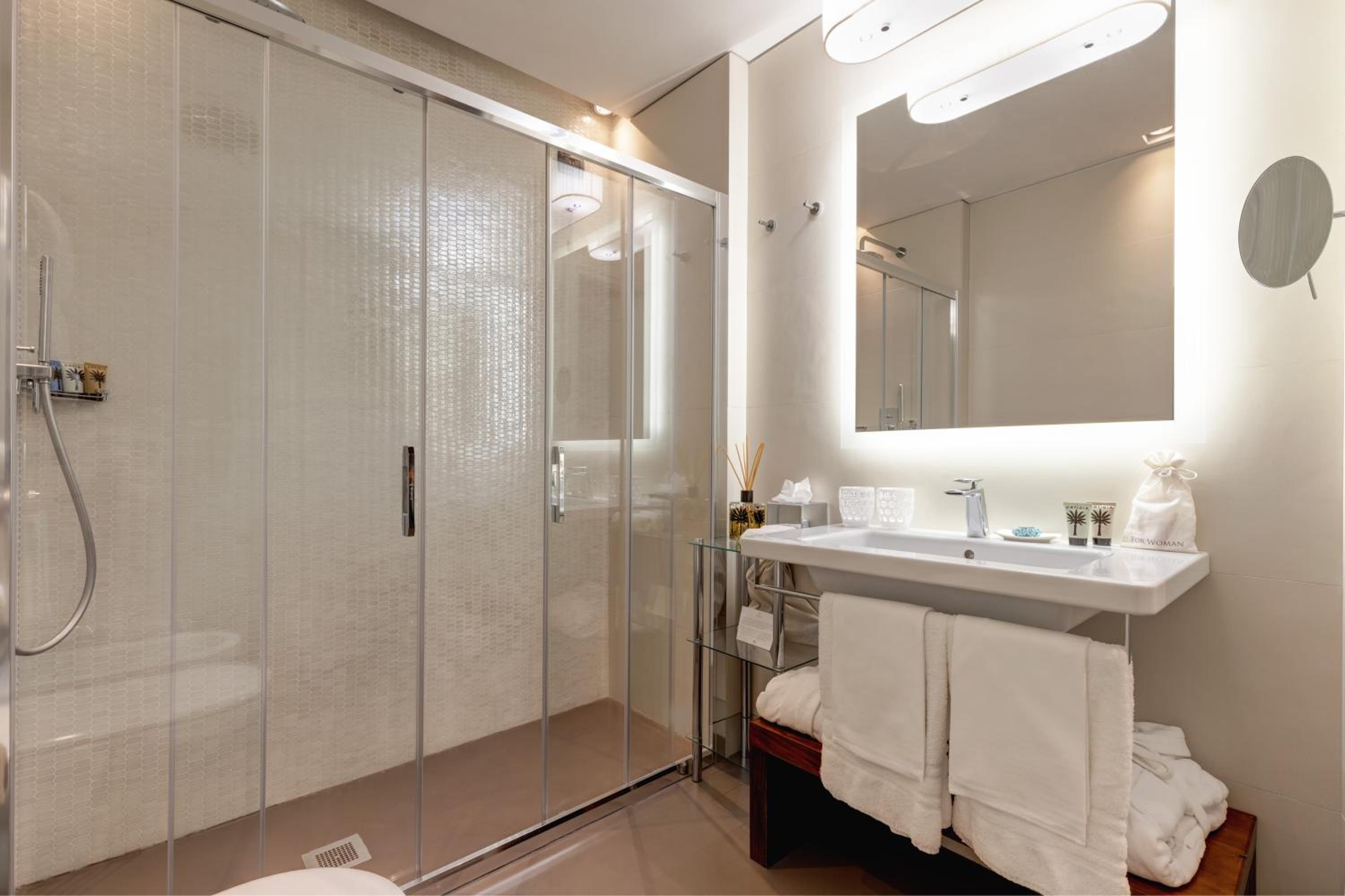 Two Connecting Double Rooms