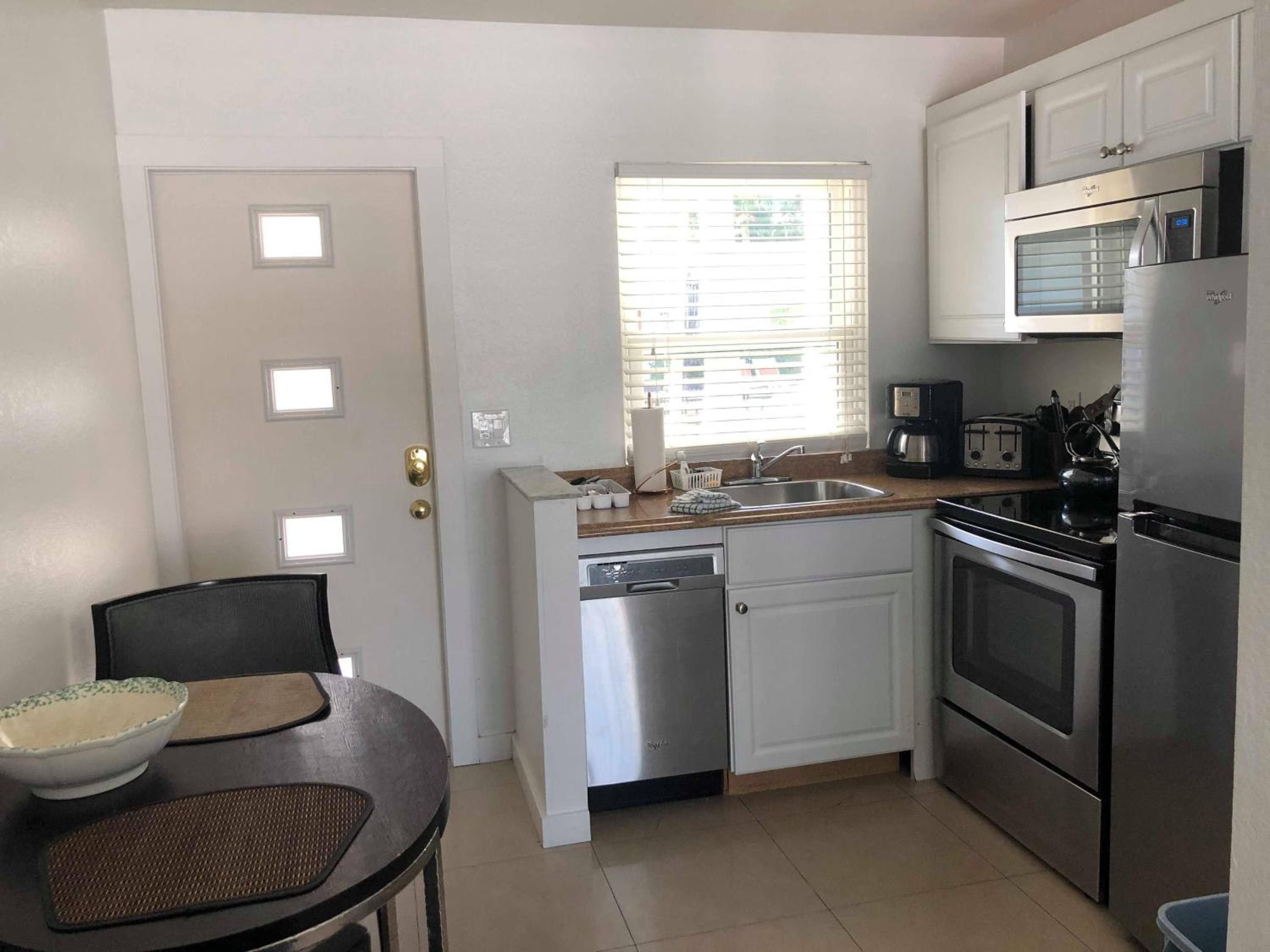 The Paradise Suite - Photo 2