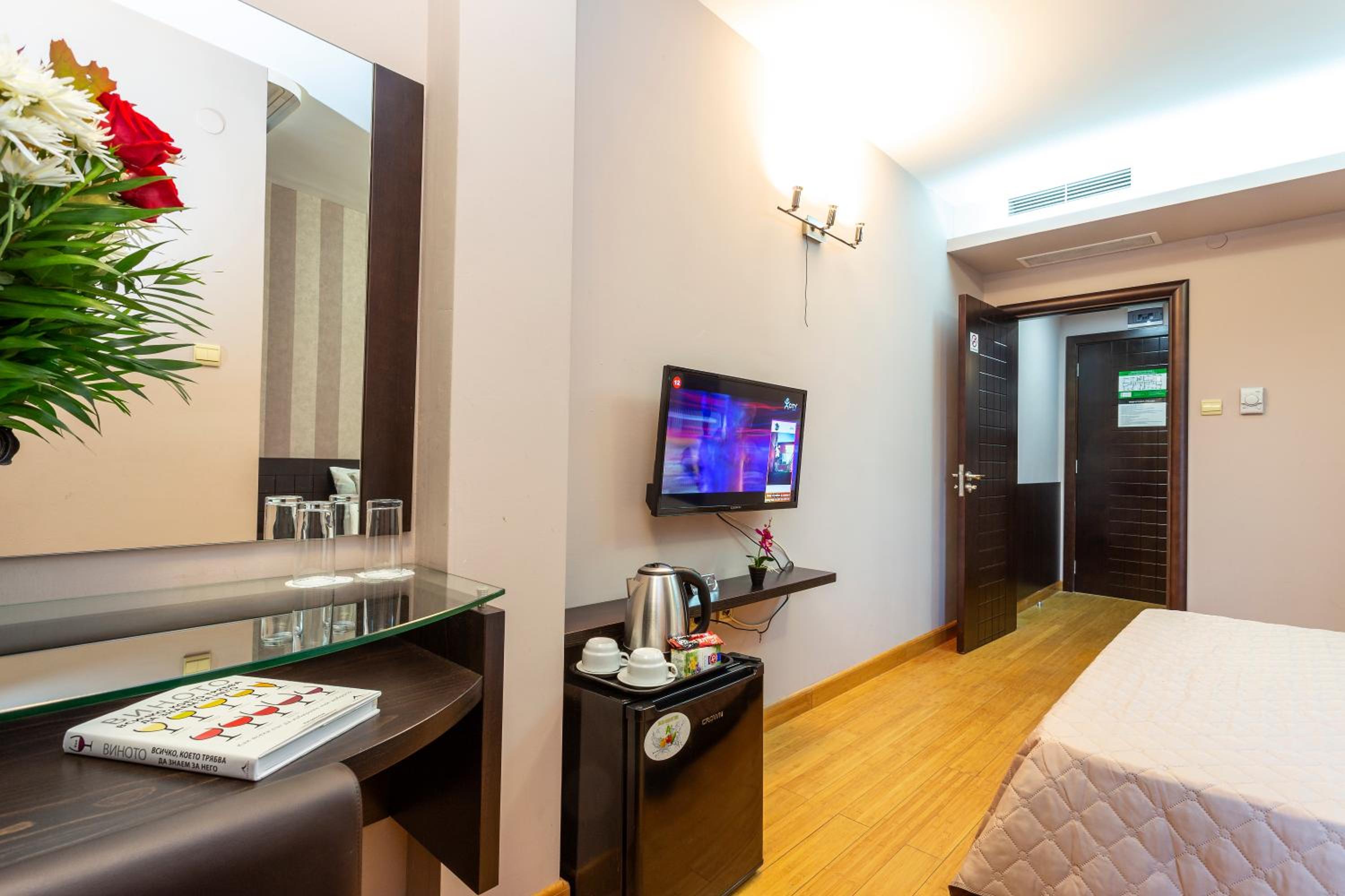 Deluxe Double Room - Photo 4