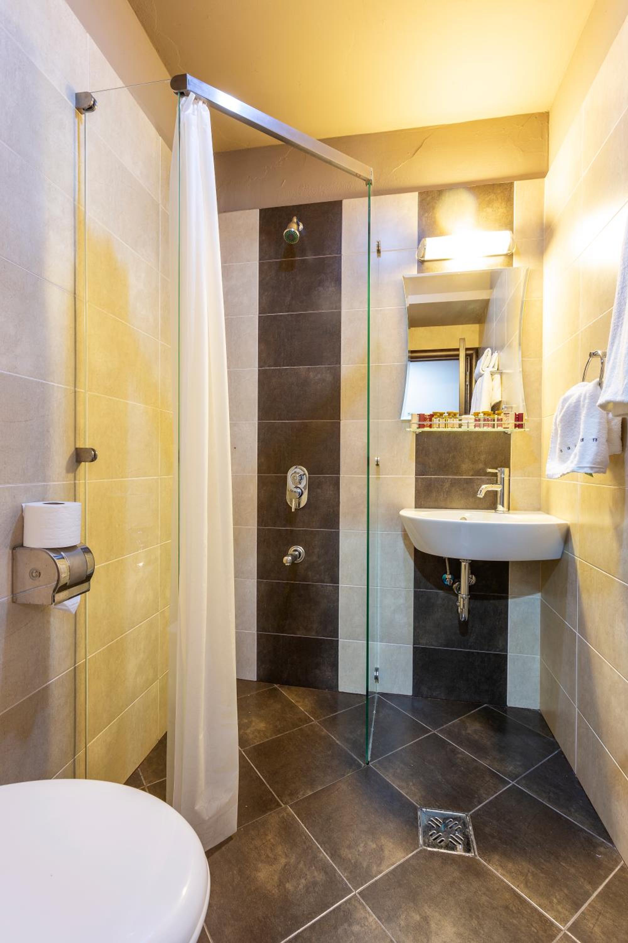 Deluxe Double Room - Photo 5
