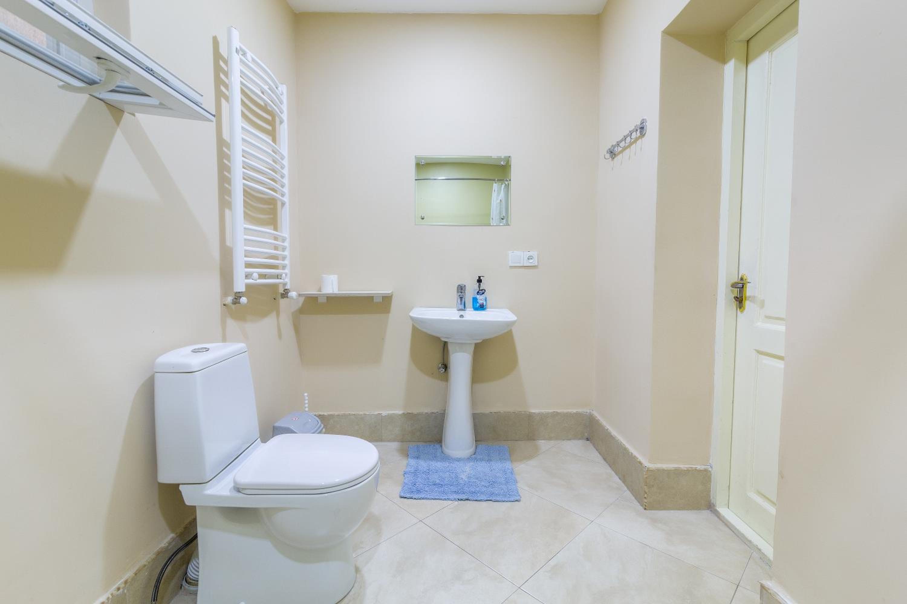 Standard Double Room with Shared Bathroom photo 2