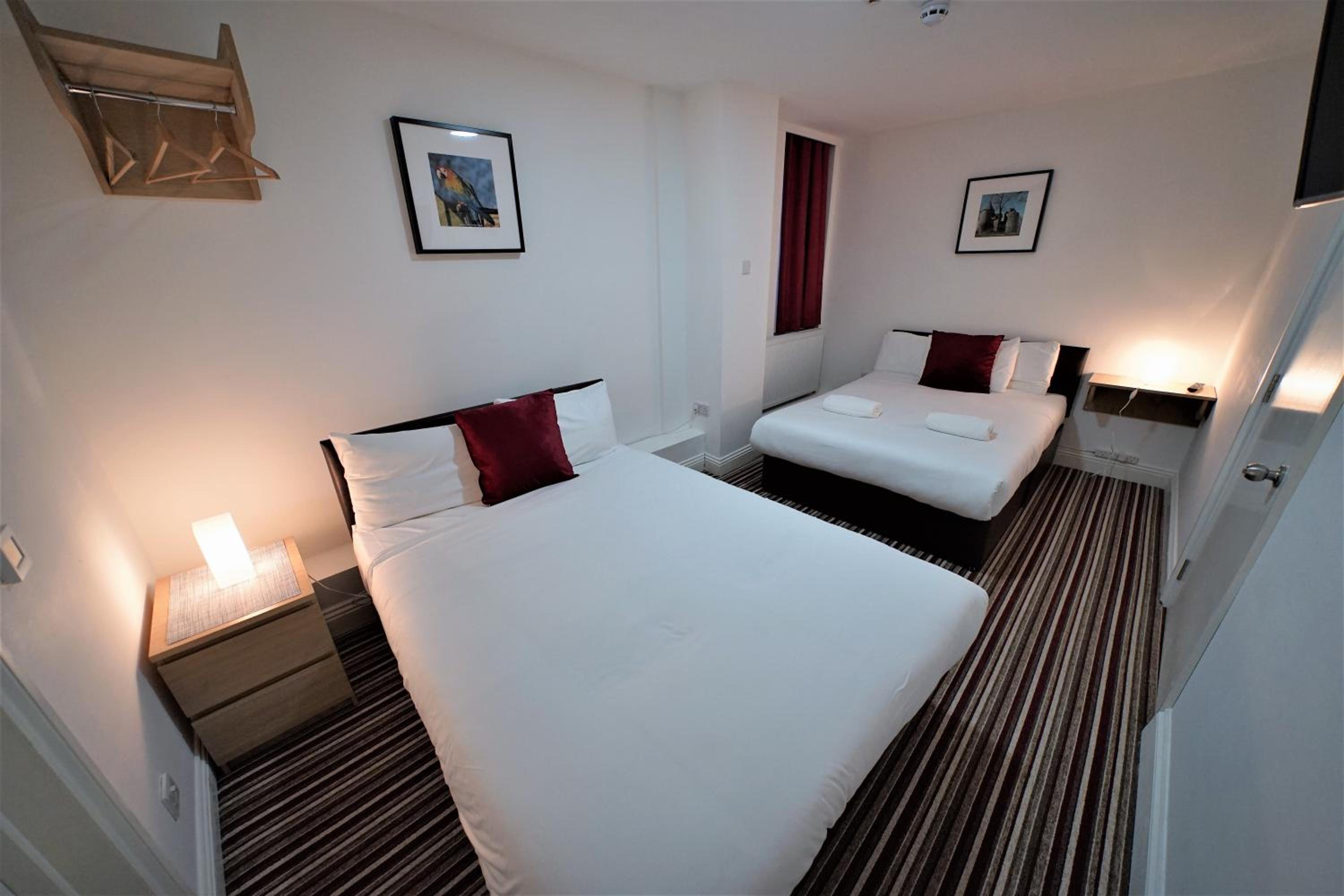 Deluxe Quadruple Room photo 2