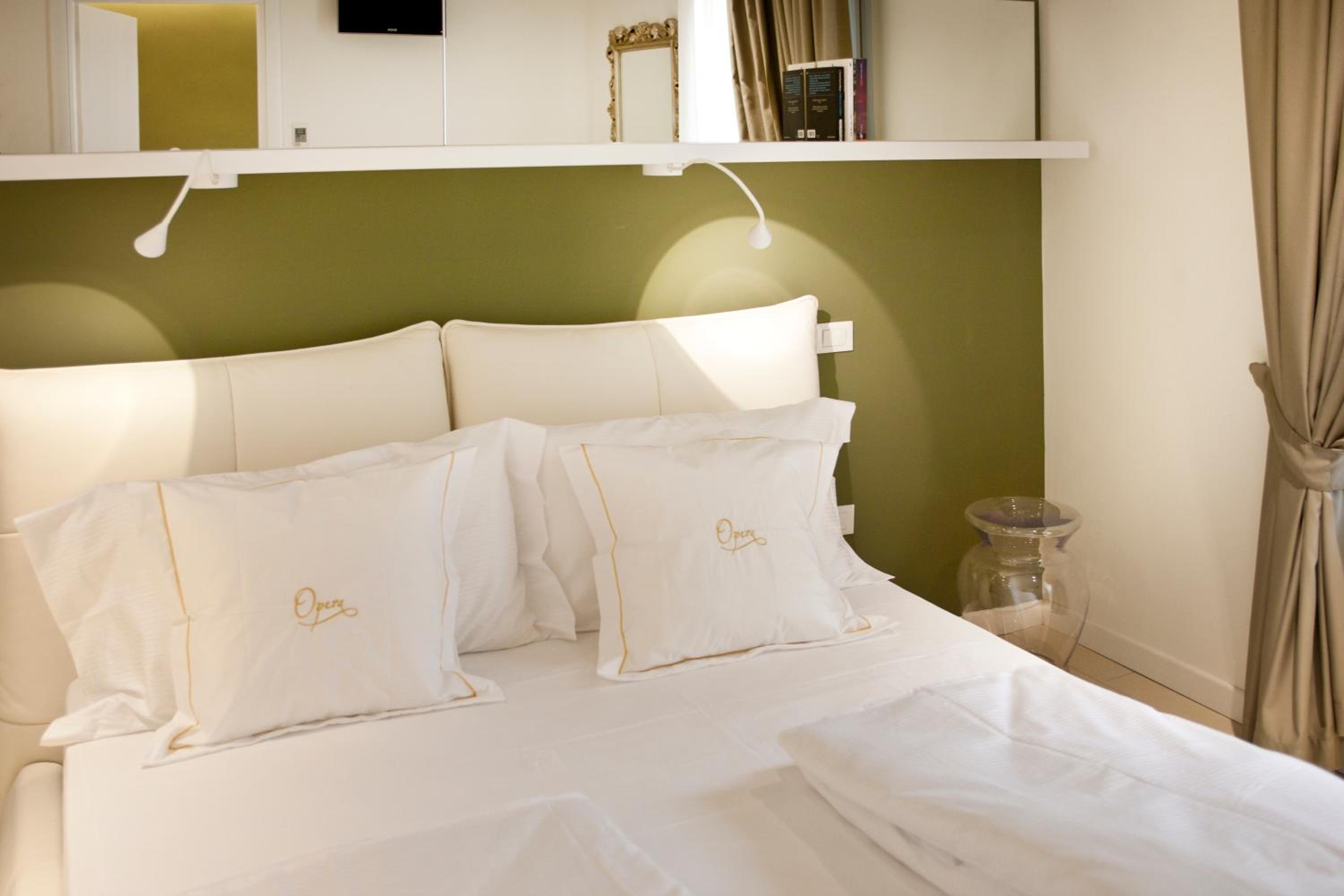 One-Bedroom Apartment (2 - 3 Adults) - Photo 27
