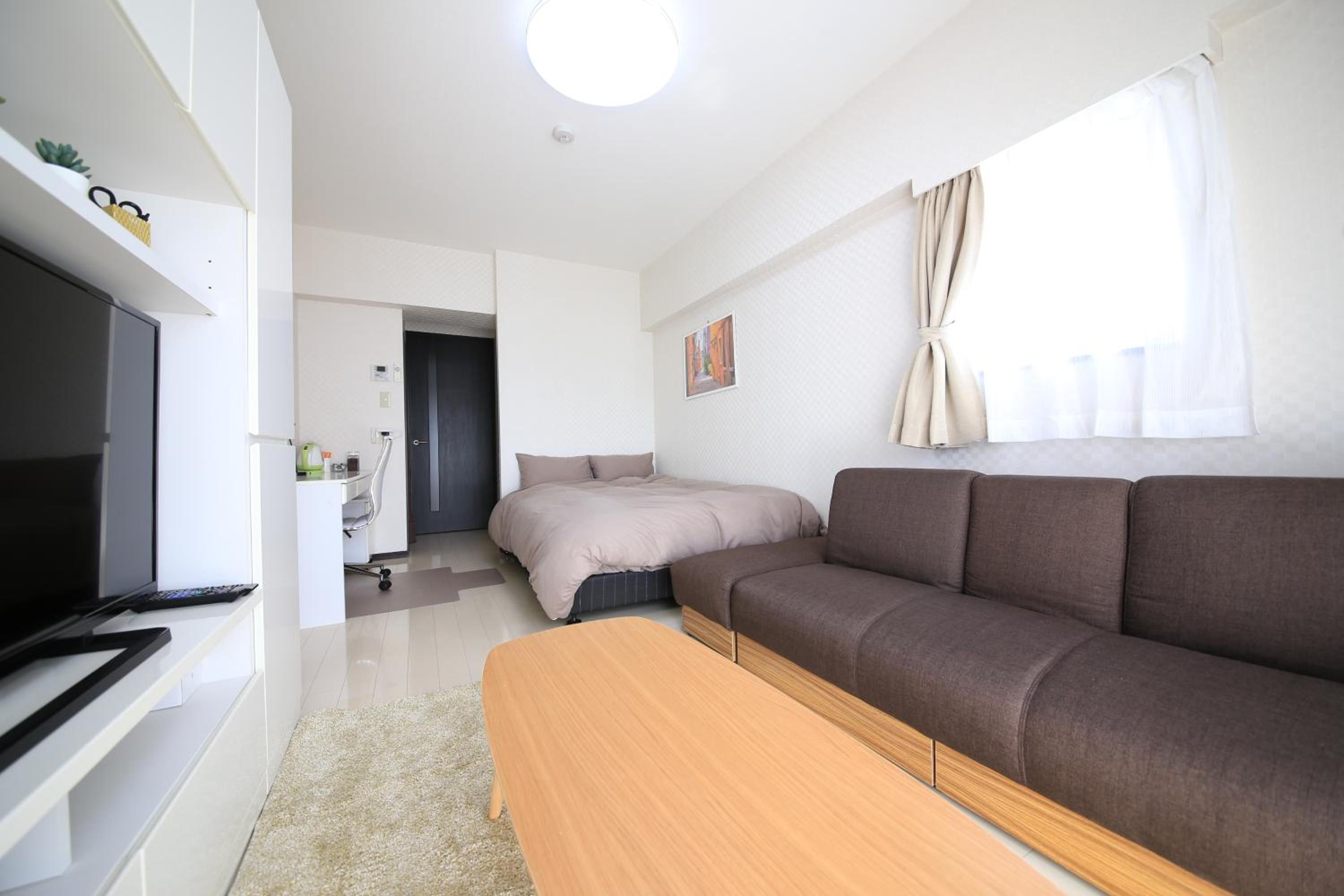 One-Bedroom Apartment photo 2