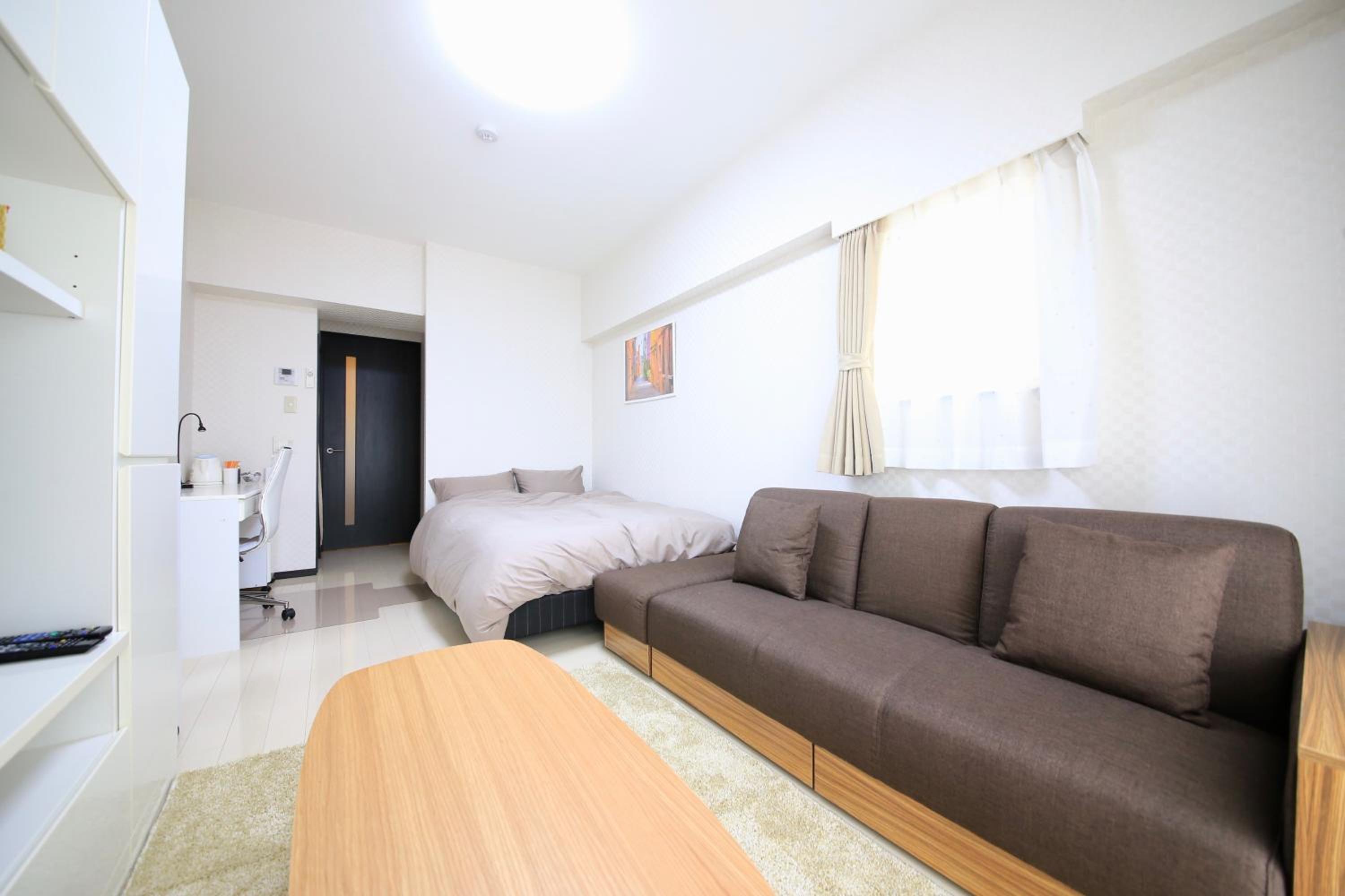 One-Bedroom Apartment photo 3