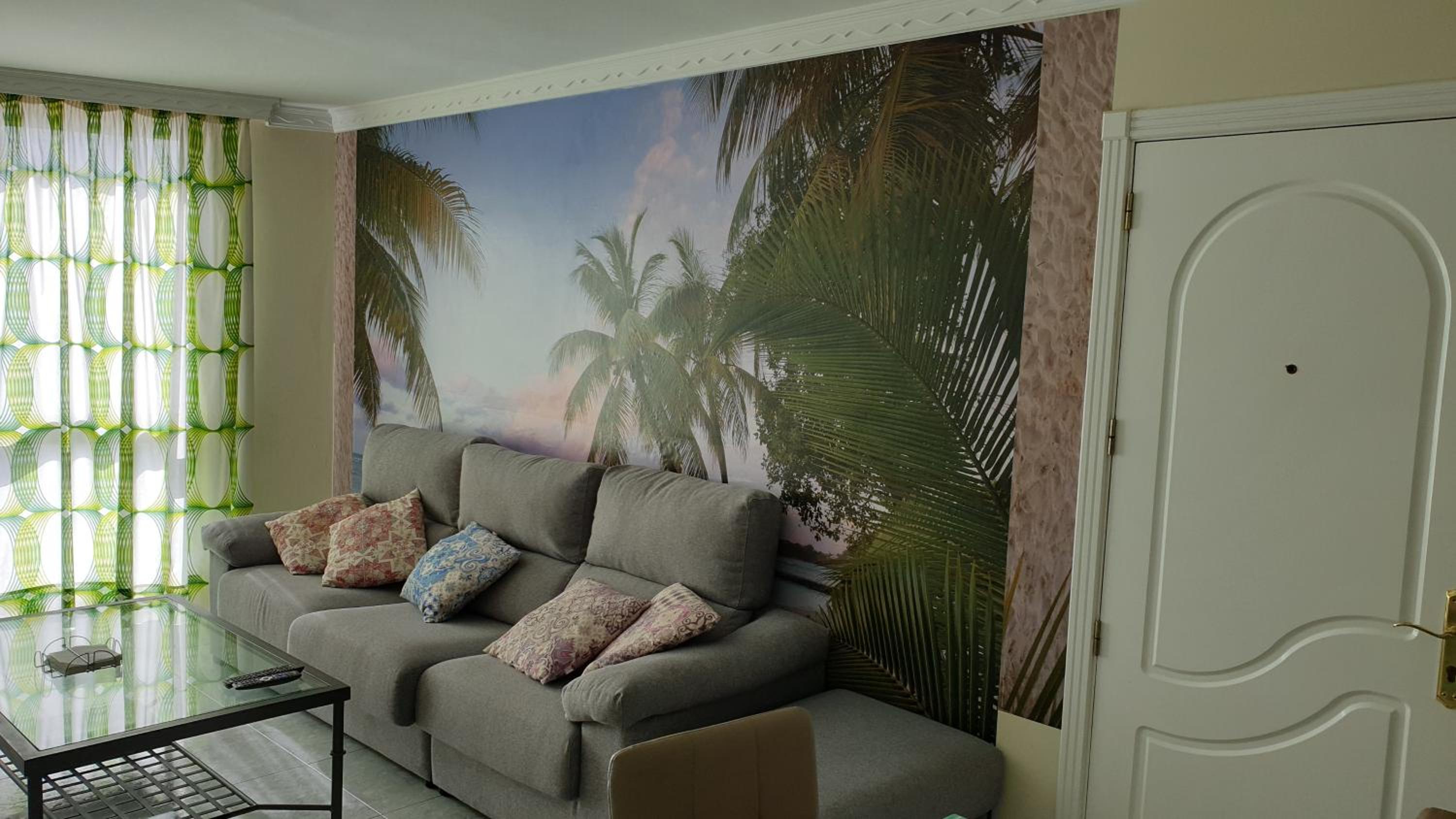 Apartment photo 2