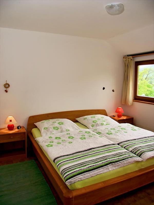 Apartment with Mountain View photo 2