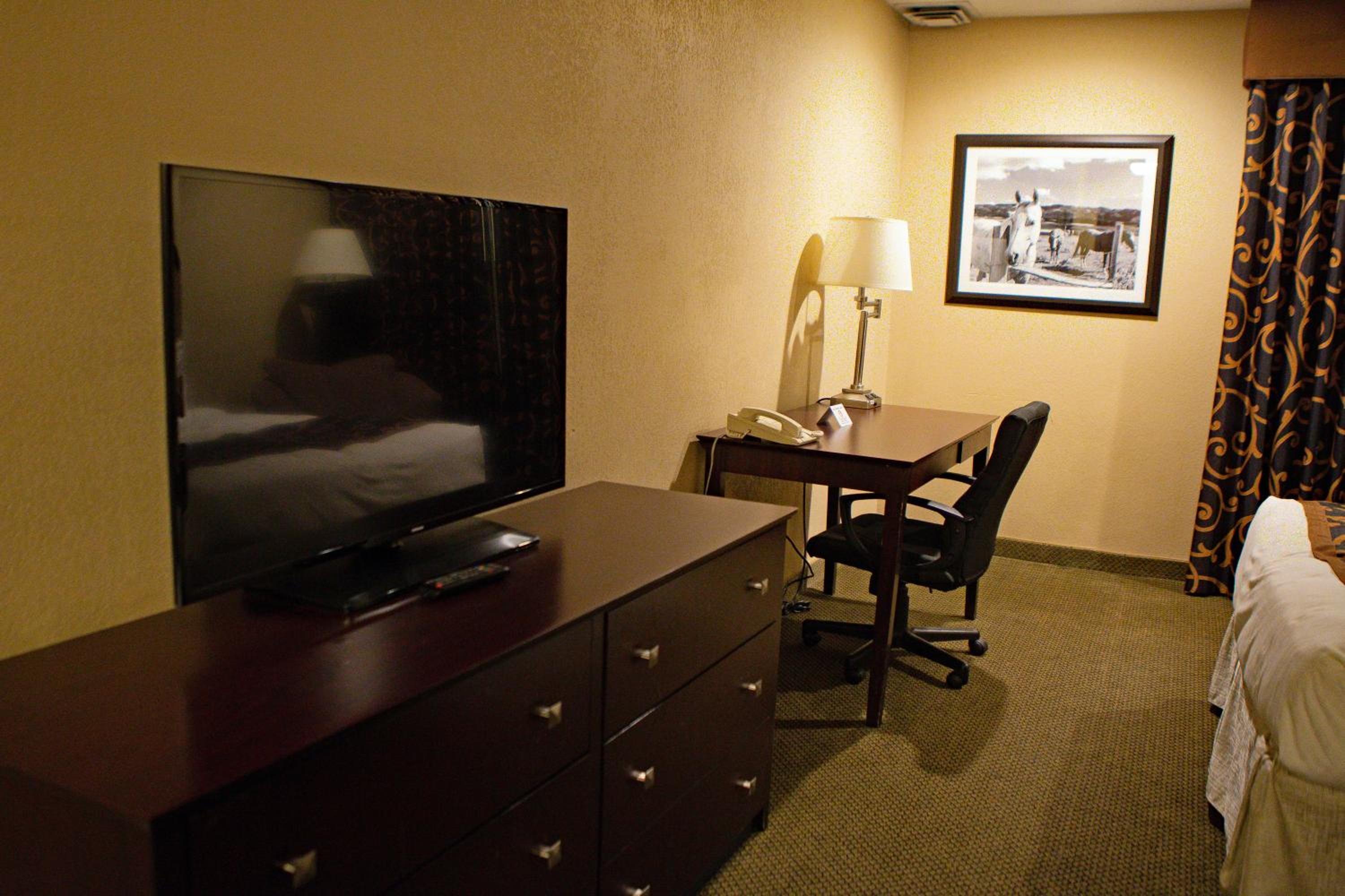 King Room with Pool View photo 3