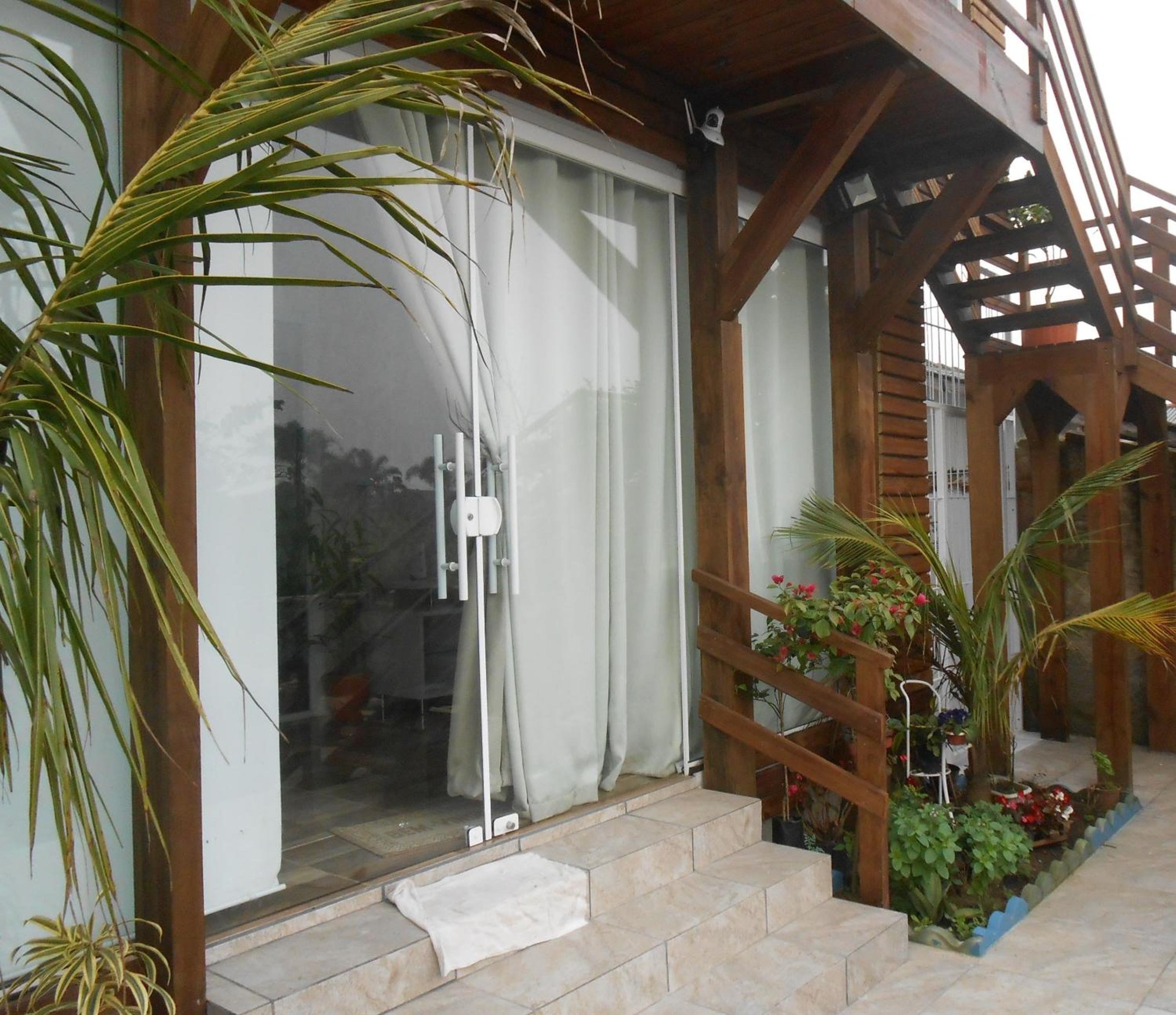 Suite with Balcony - Photo 31