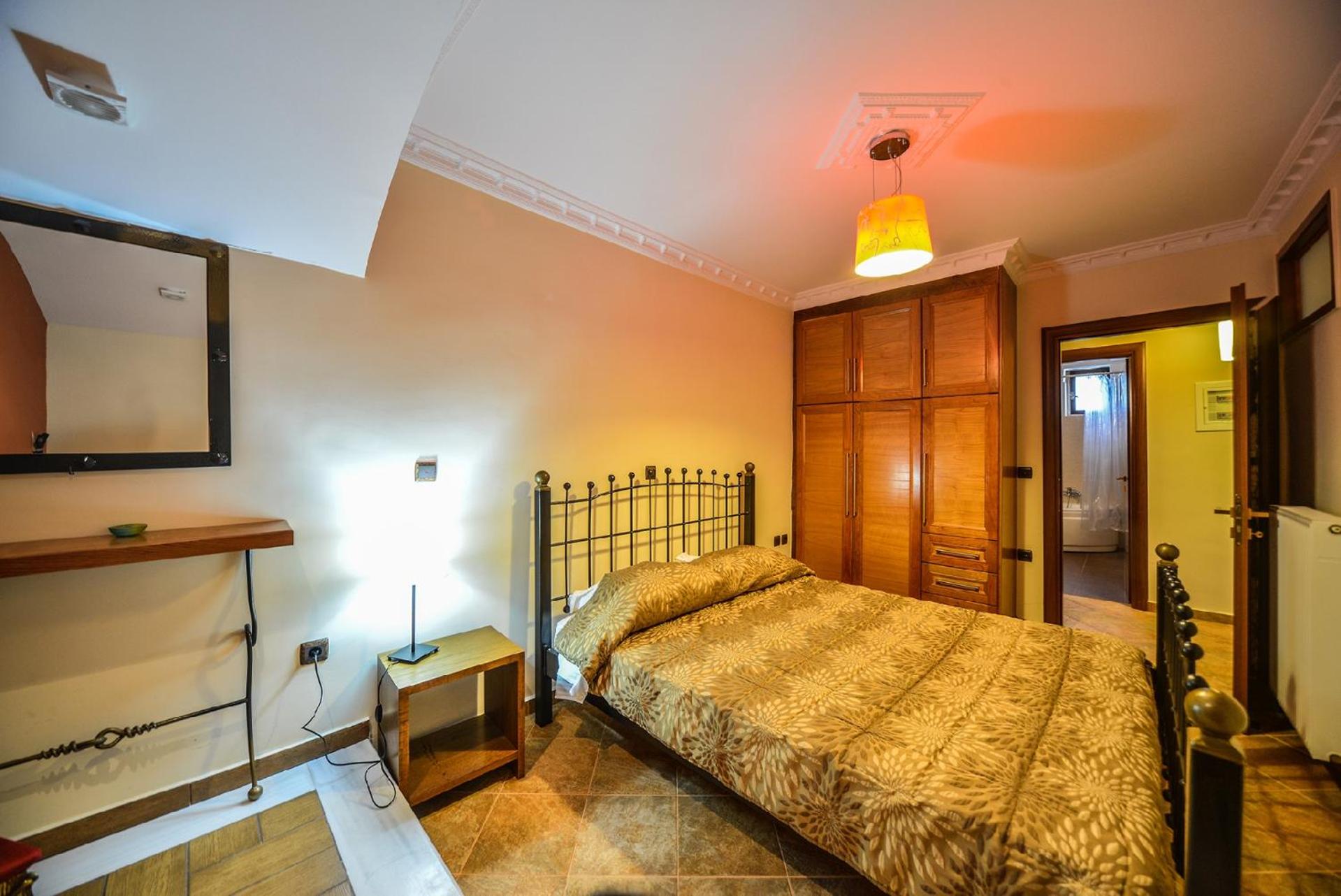 Two-Bedroom Suite - Photo 18