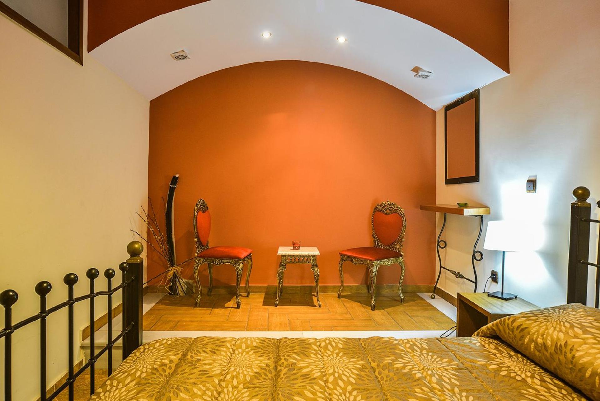 Two-Bedroom Suite - Photo 19