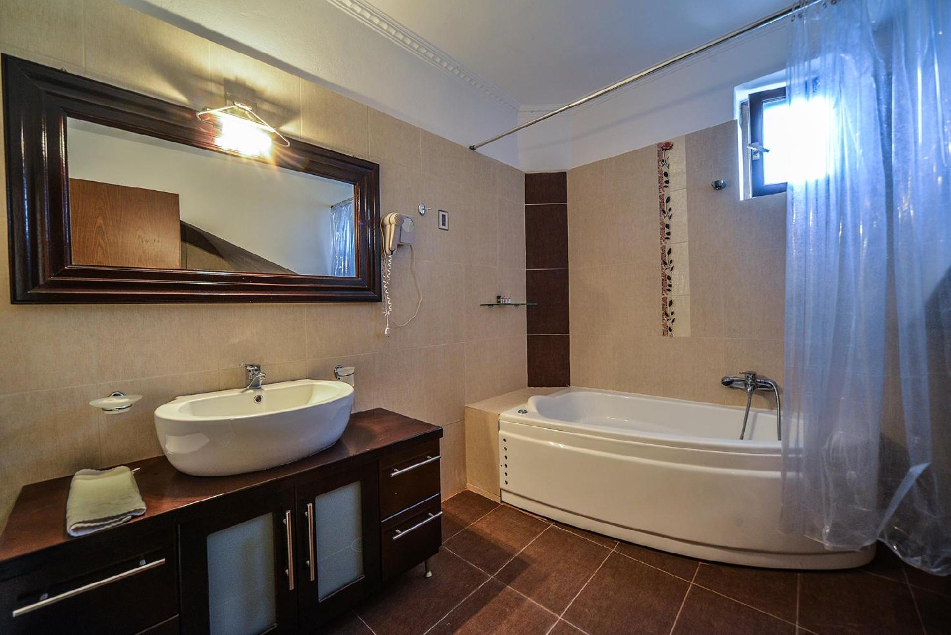 Two-Bedroom Suite - Photo 25