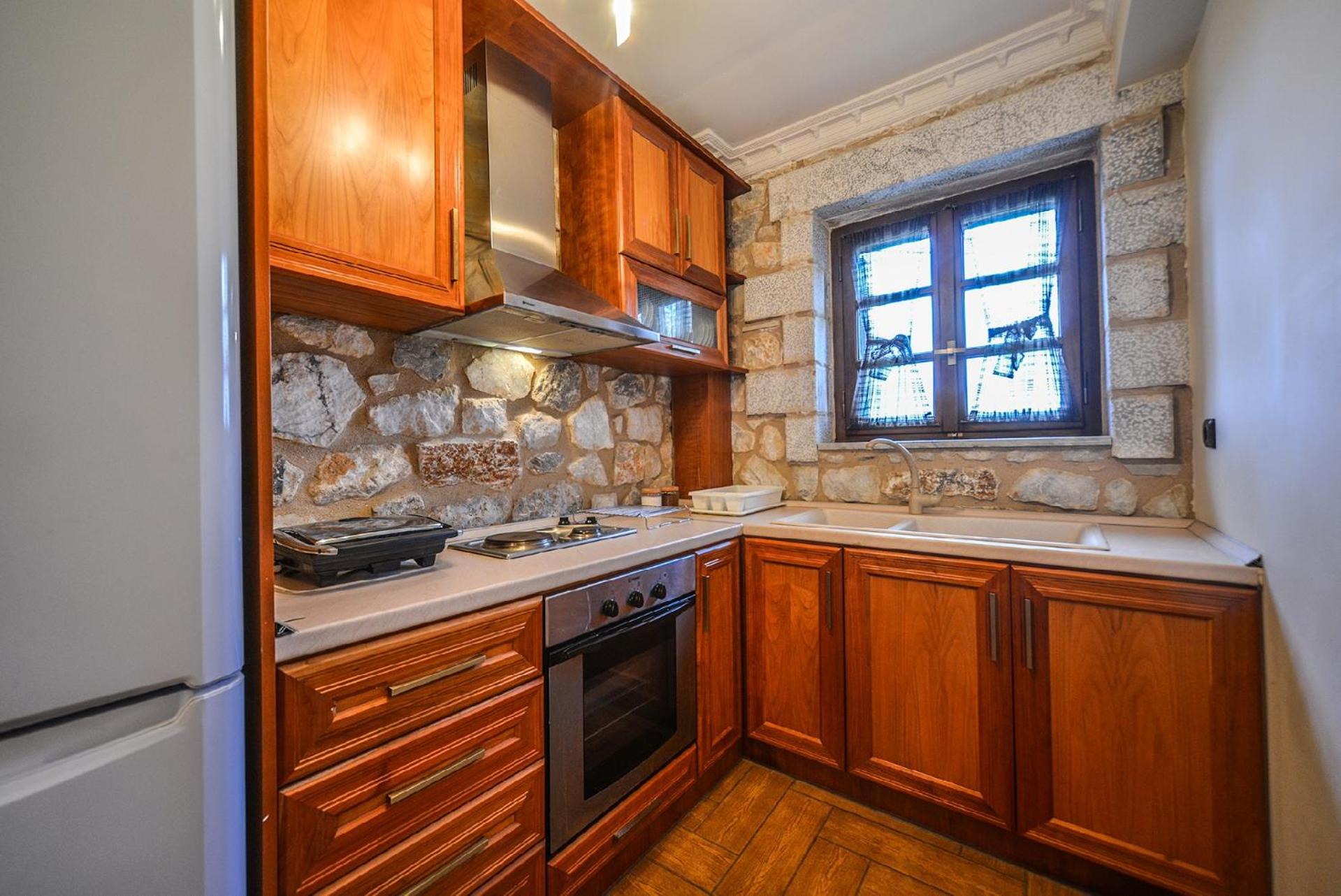 Two-Bedroom Suite - Photo 21