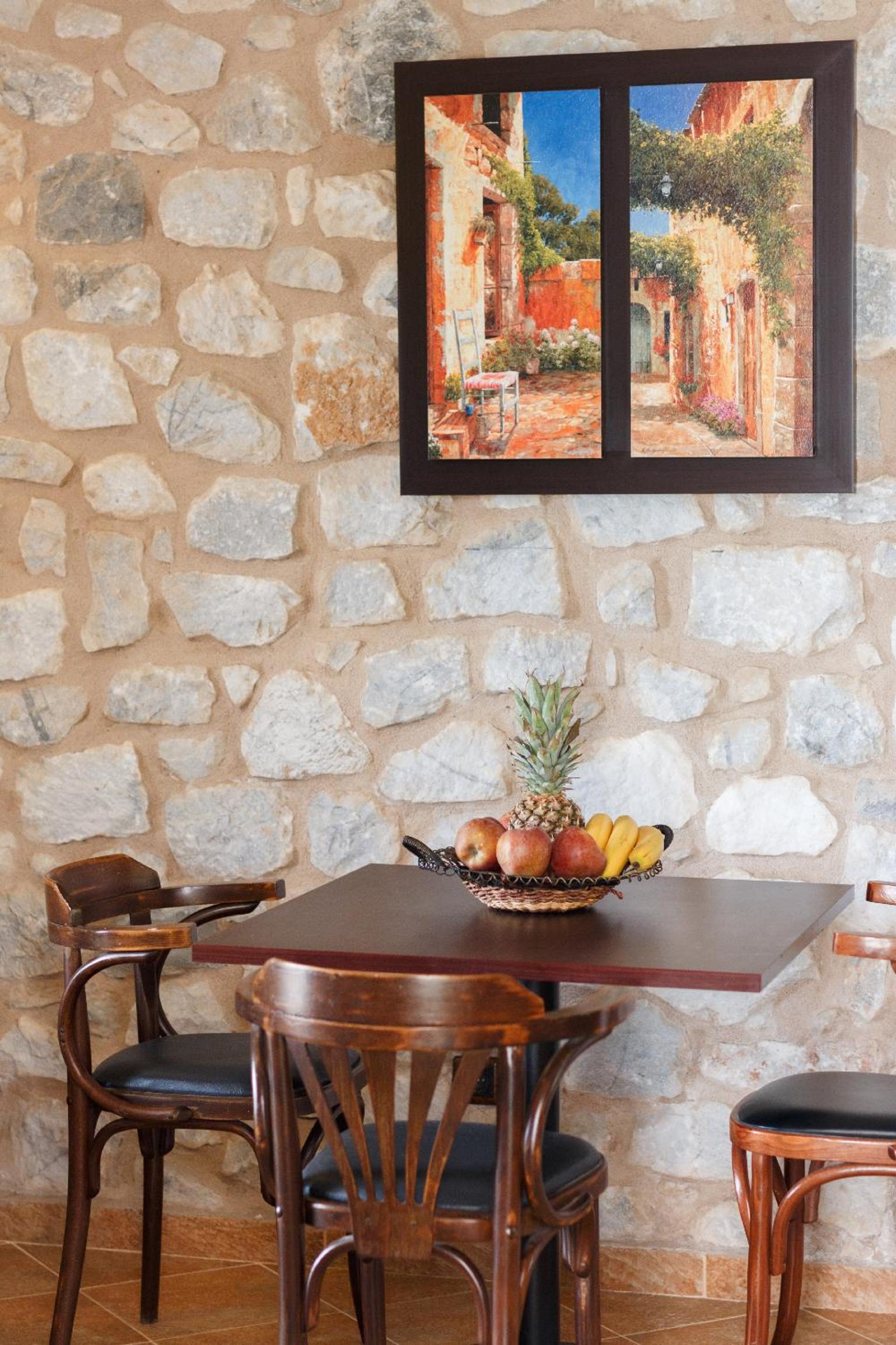 Family Suite - Photo 17