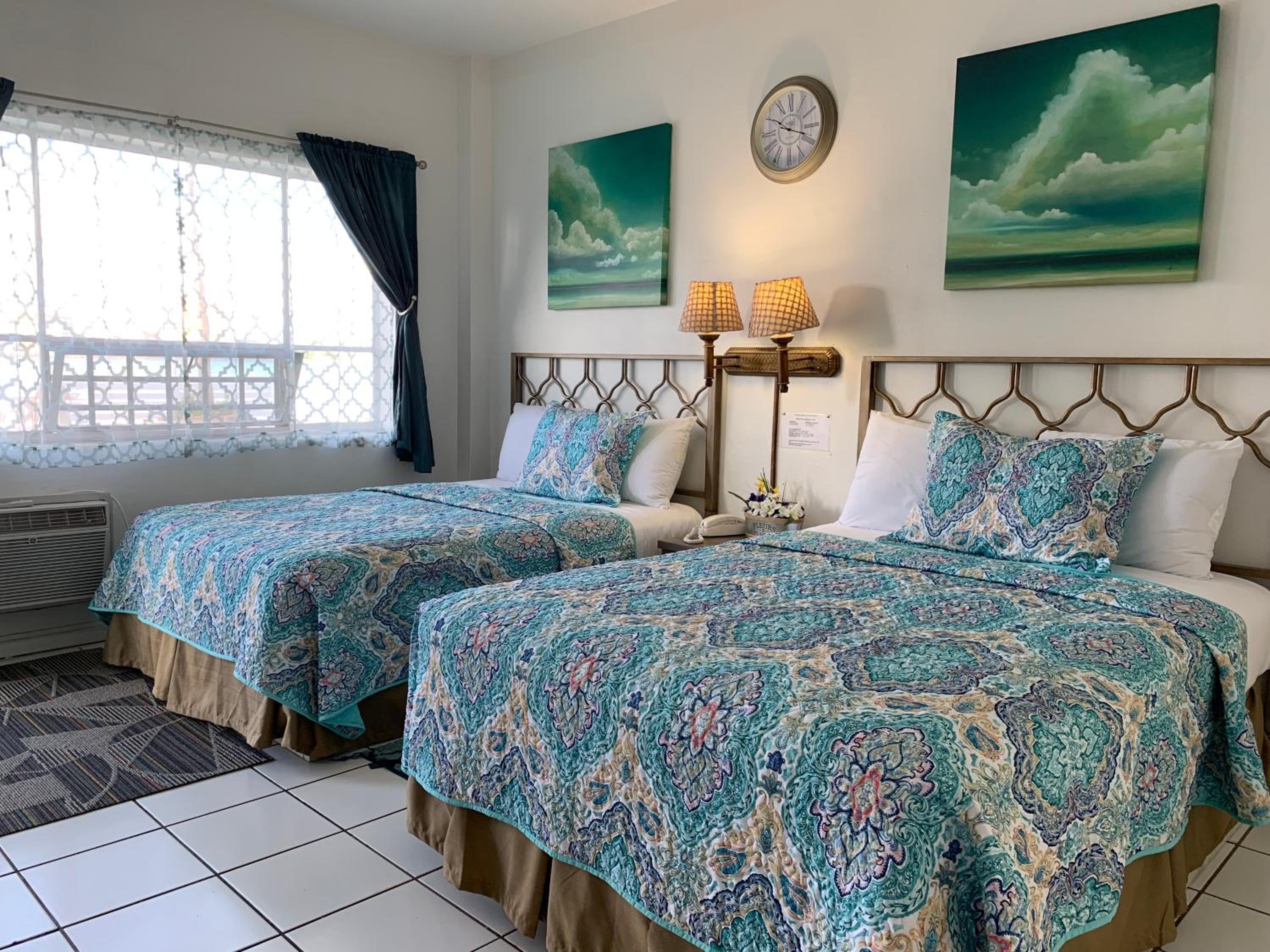 Double Room with Patio - Photo 5