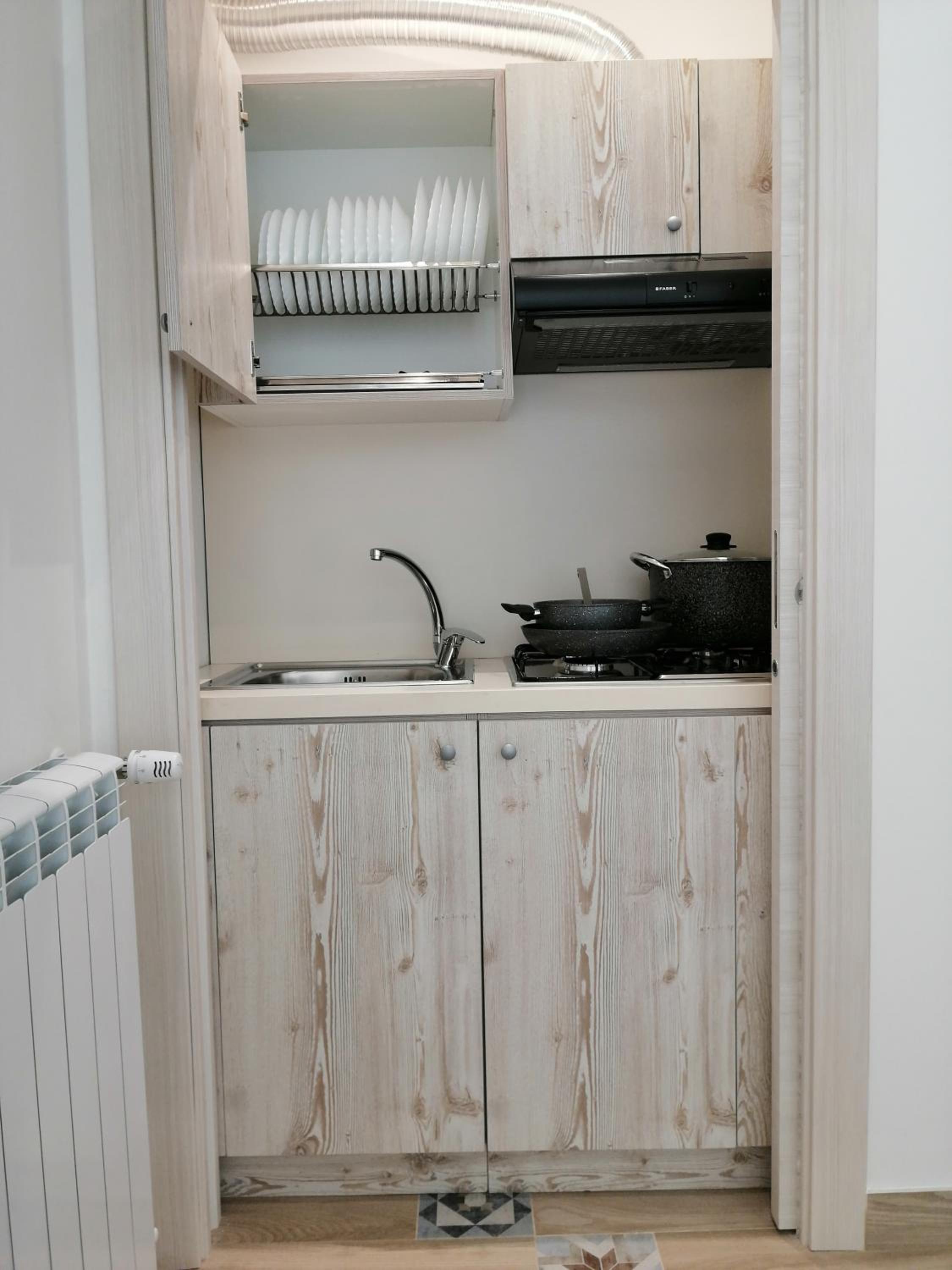 Quadruple Room - Photo 3