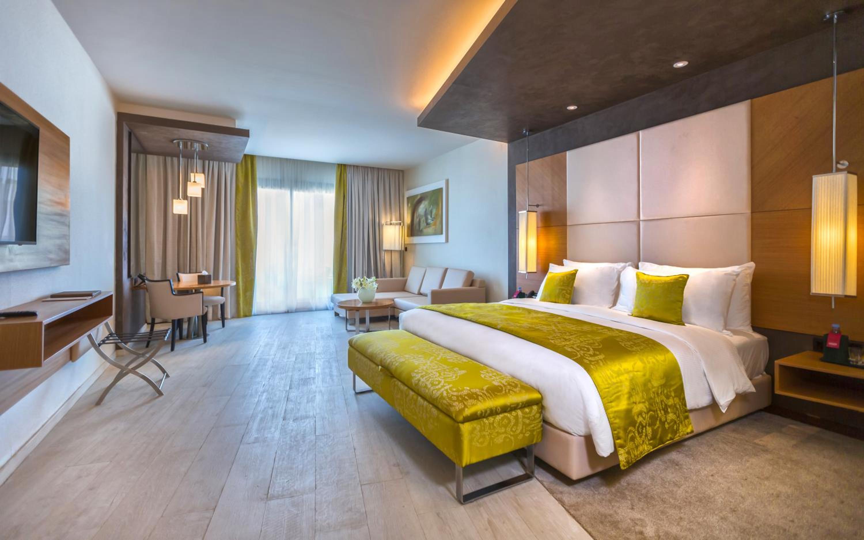 Premium King Room with Lake View