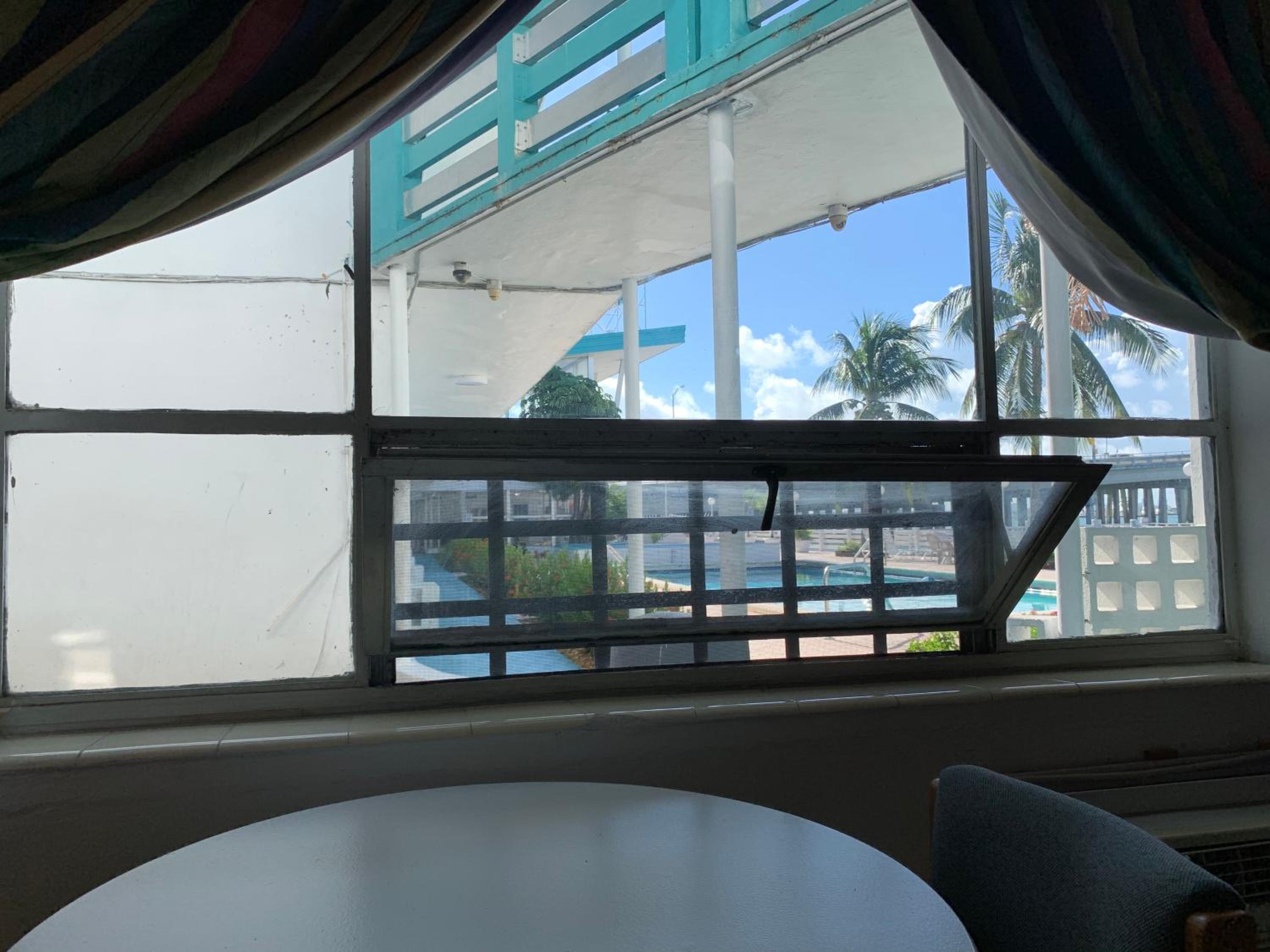 King Room - Disability Access - Photo 7
