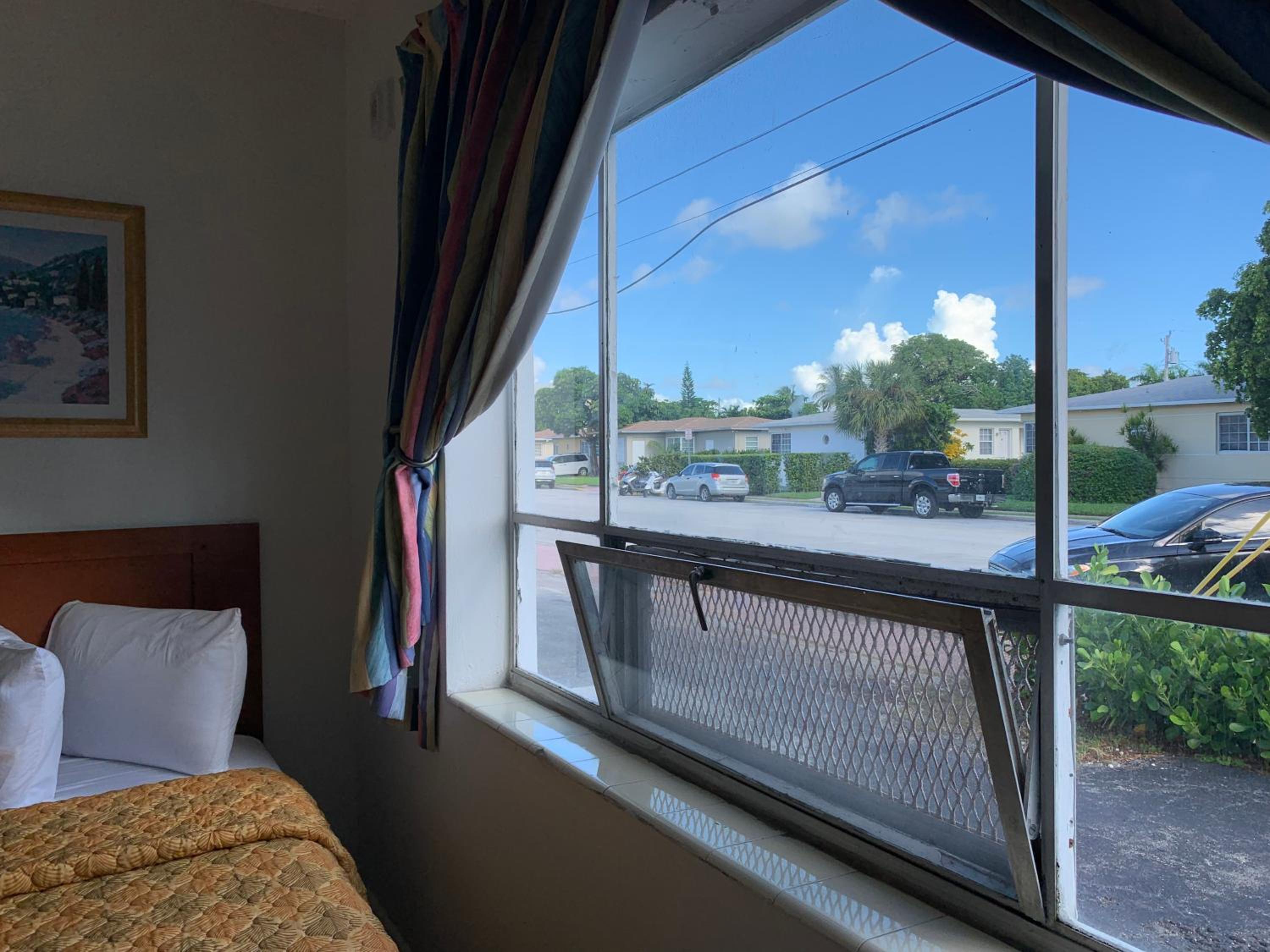 Double Room - Photo 10