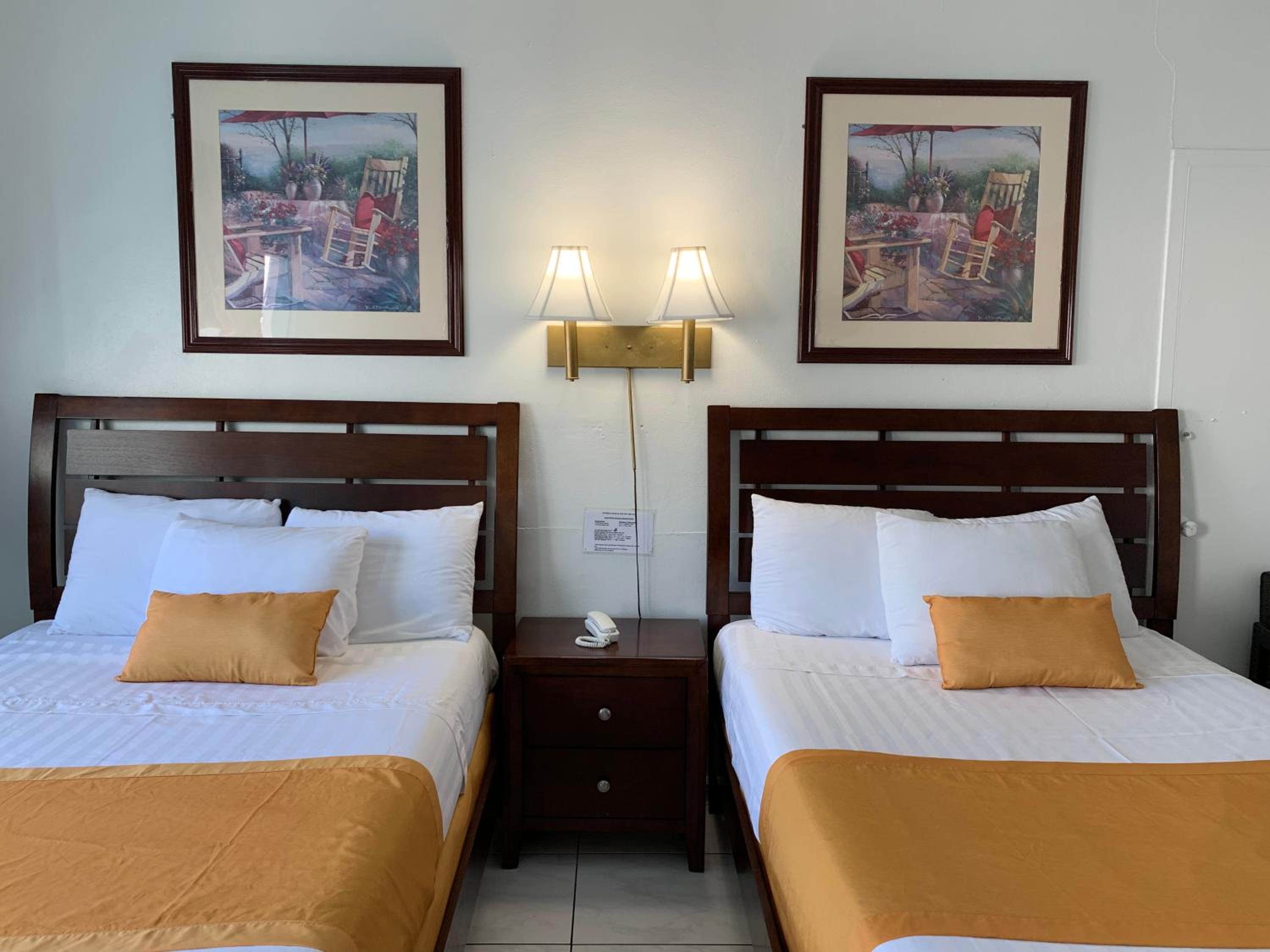 Double Room - Photo 4