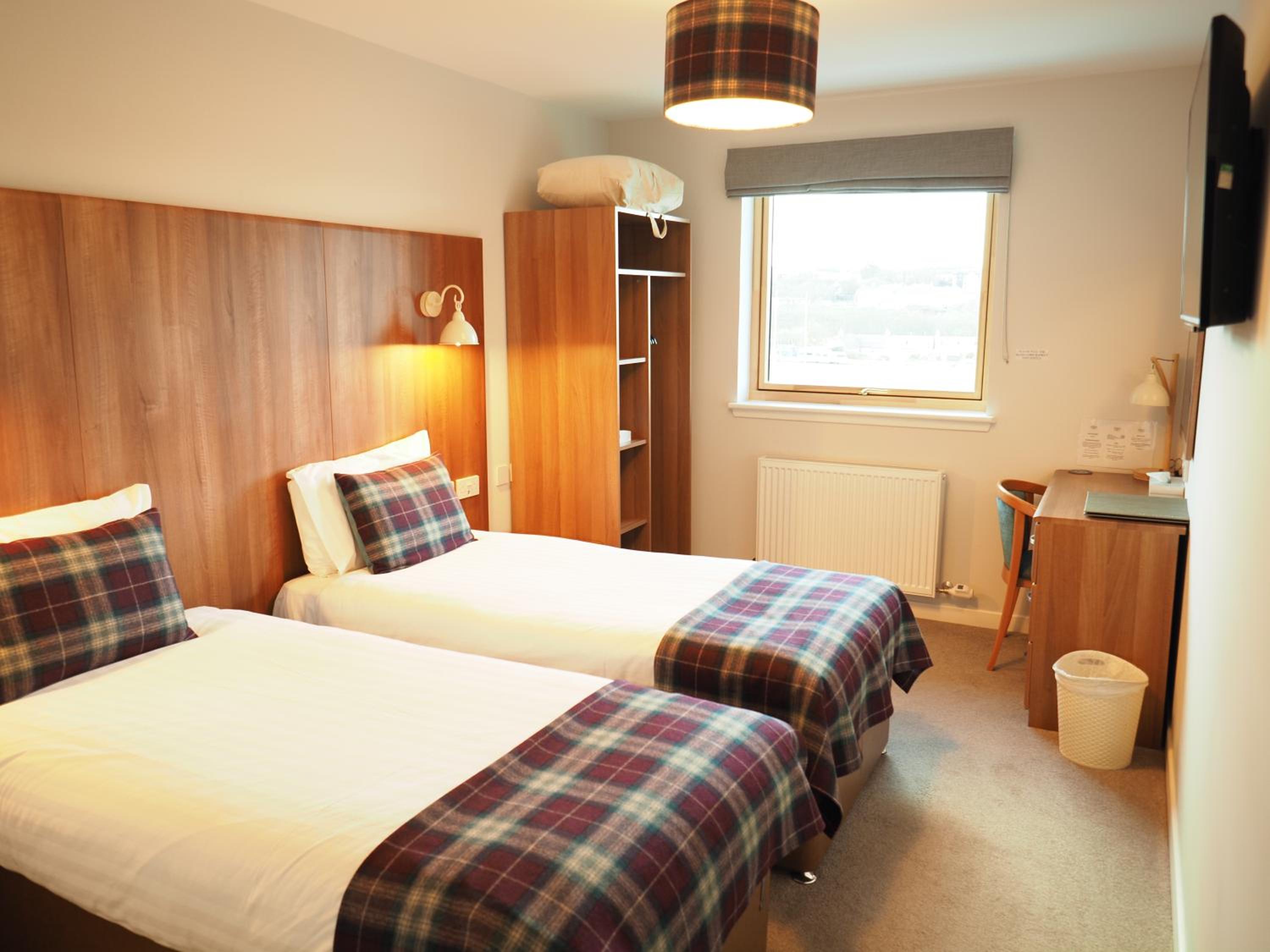 Double or Twin Room - Photo 9