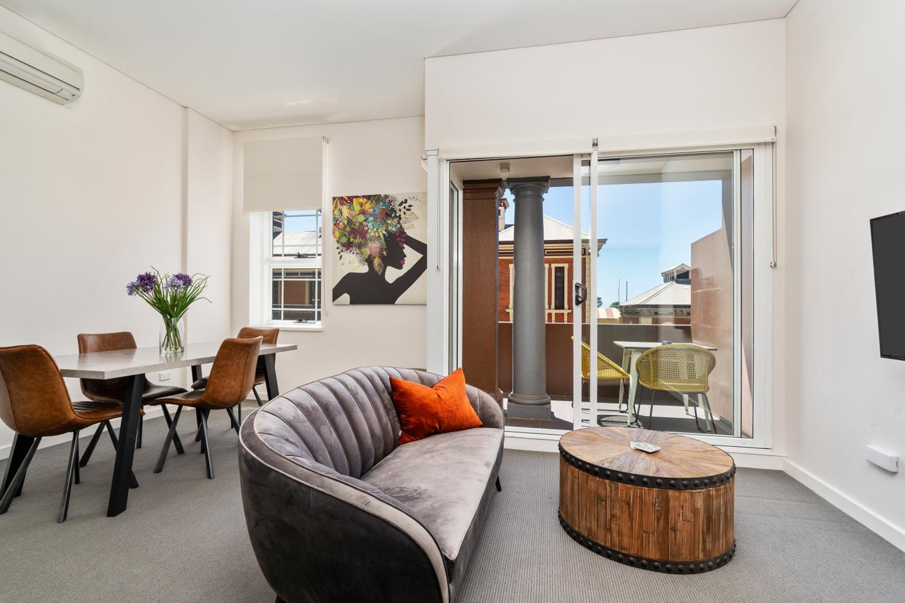 One-Bedroom Apartment with Balcony