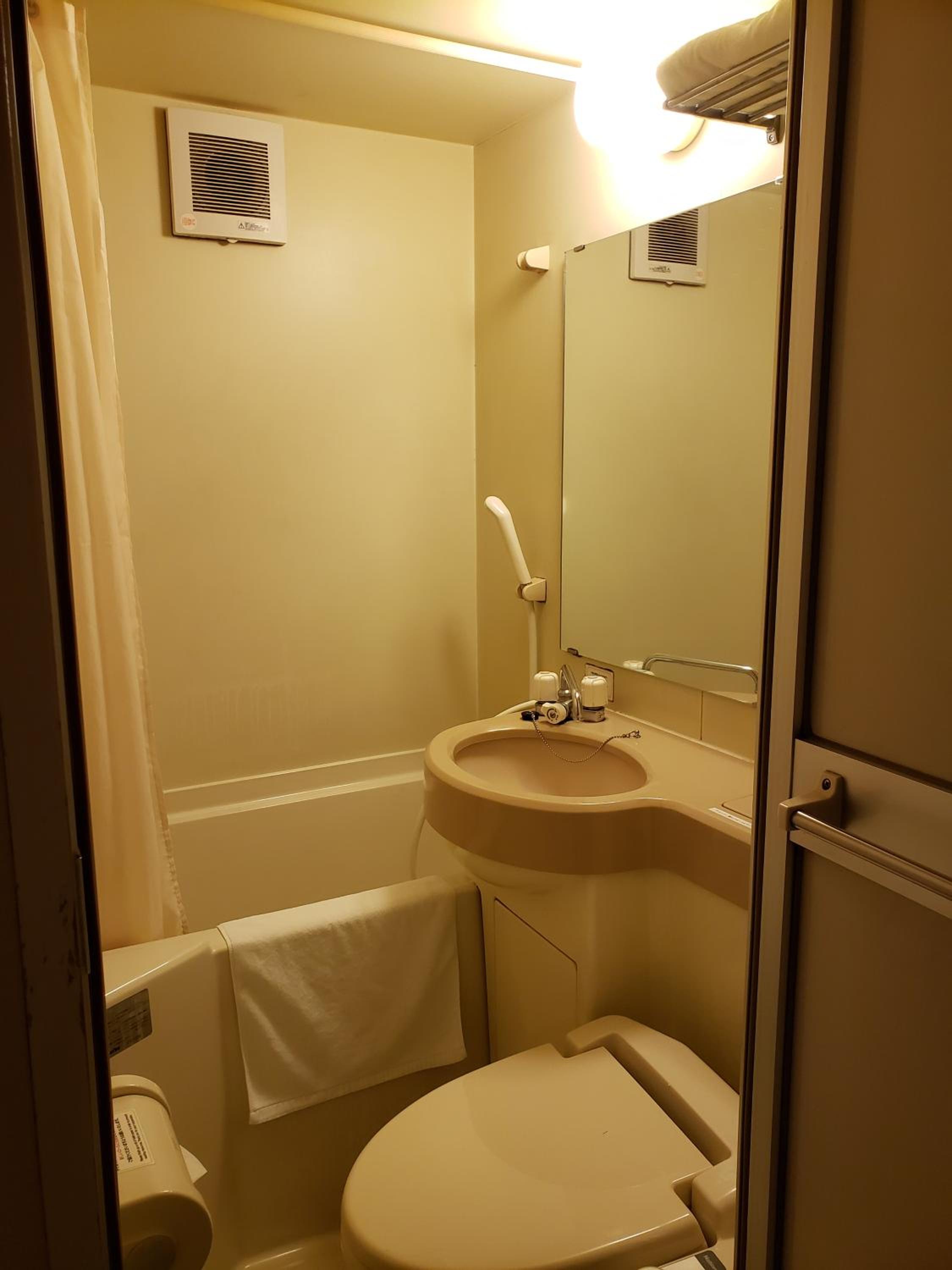 Double Room - Non-Smoking  - Photo 4