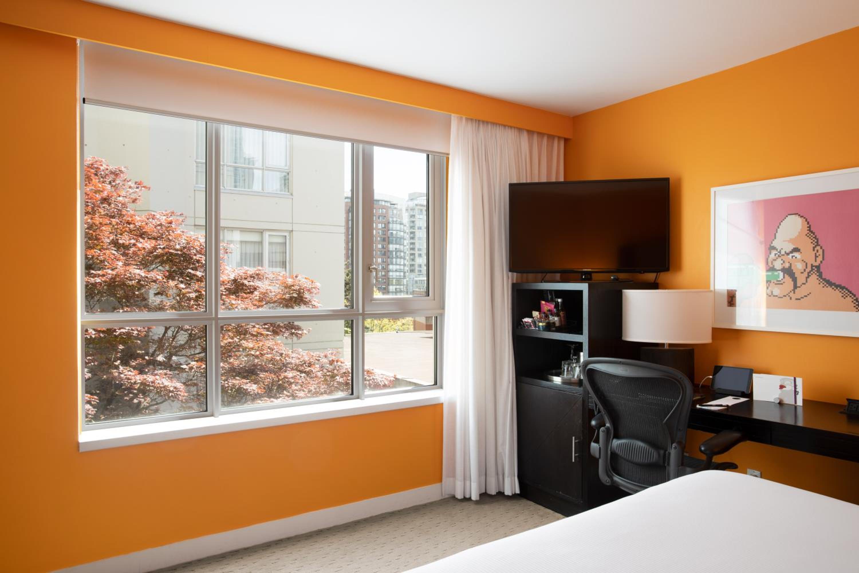 Deluxe Room - Photo 6