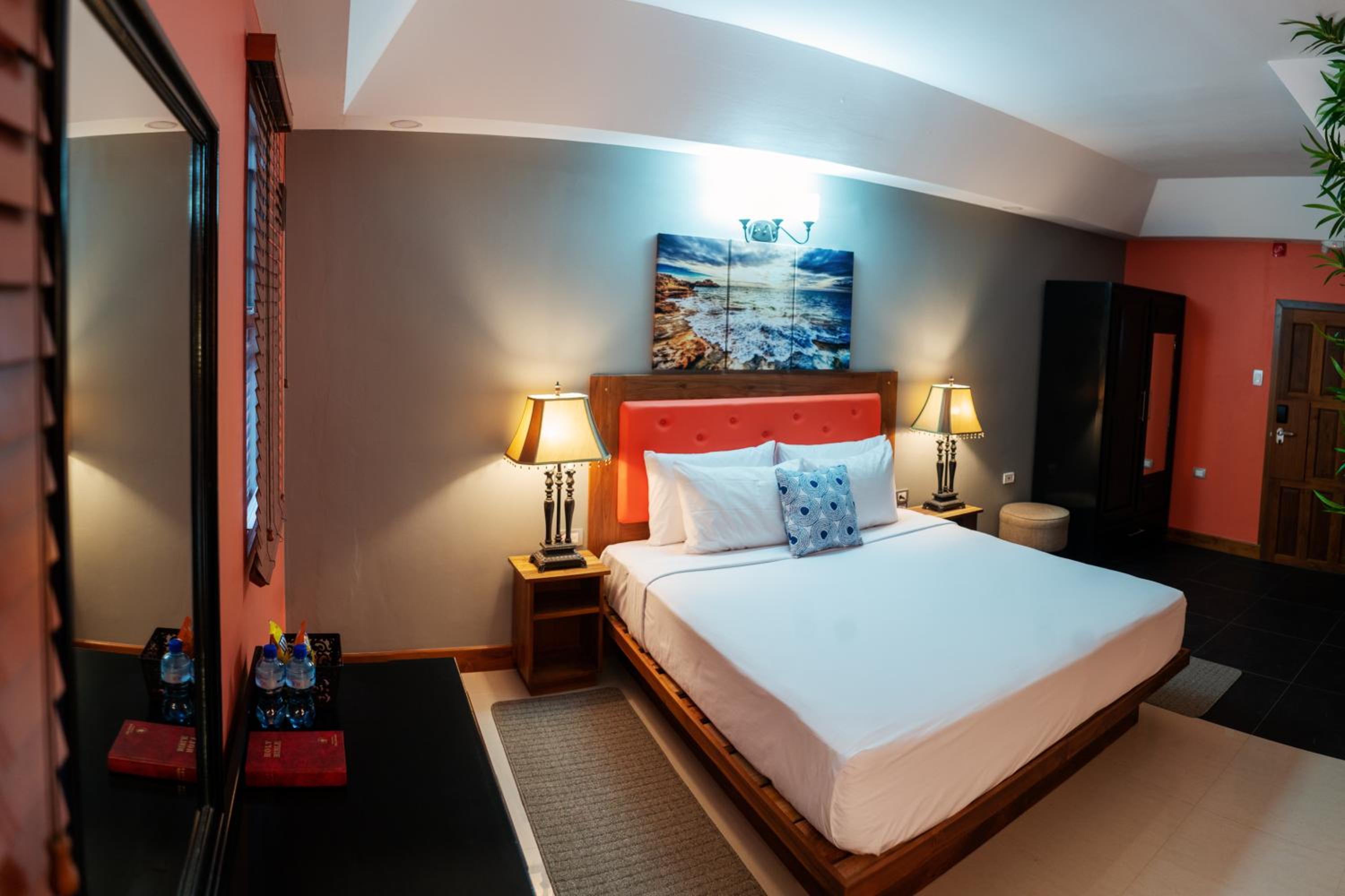 Superior Queen Room