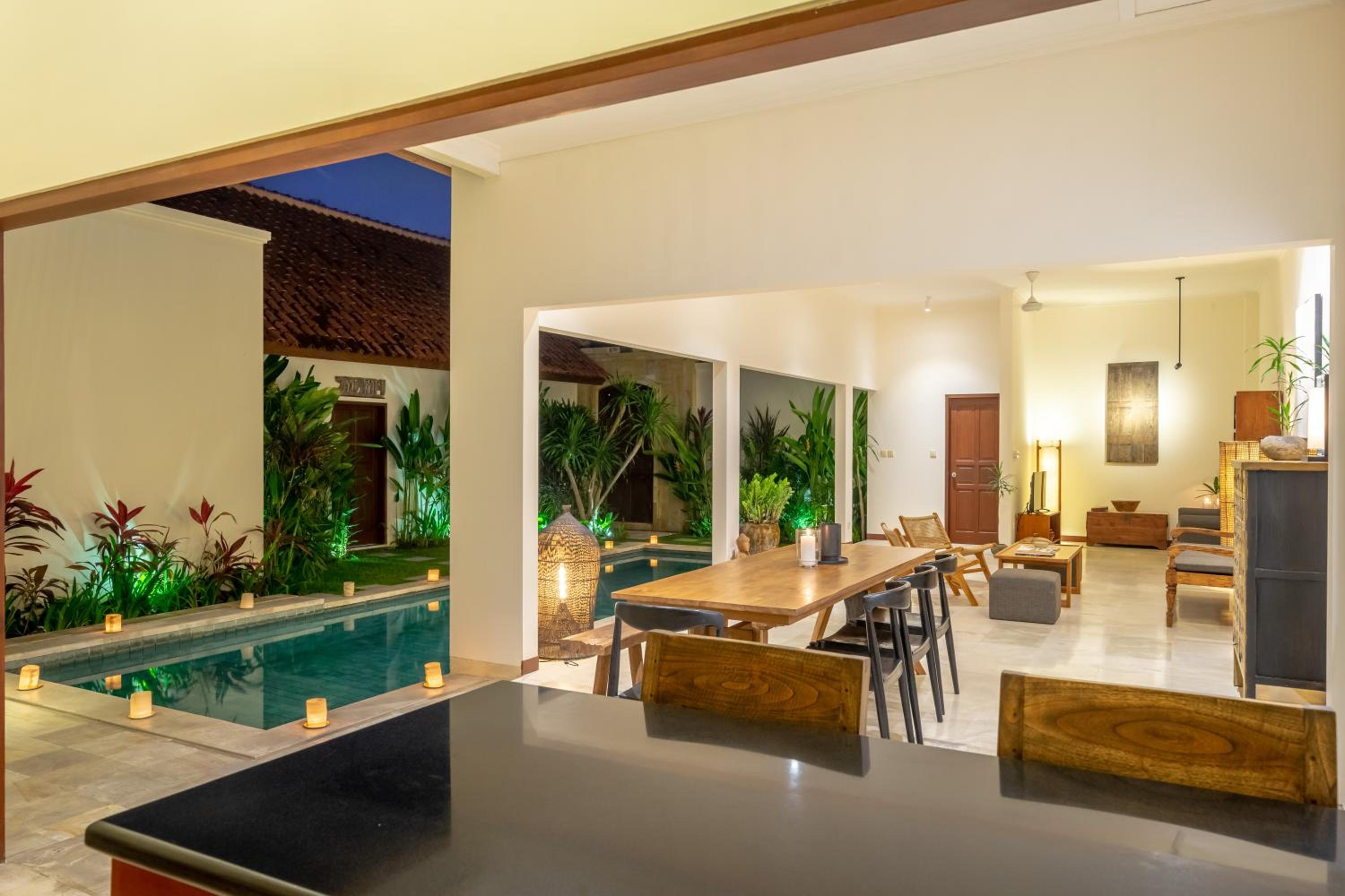 Villa photo 1