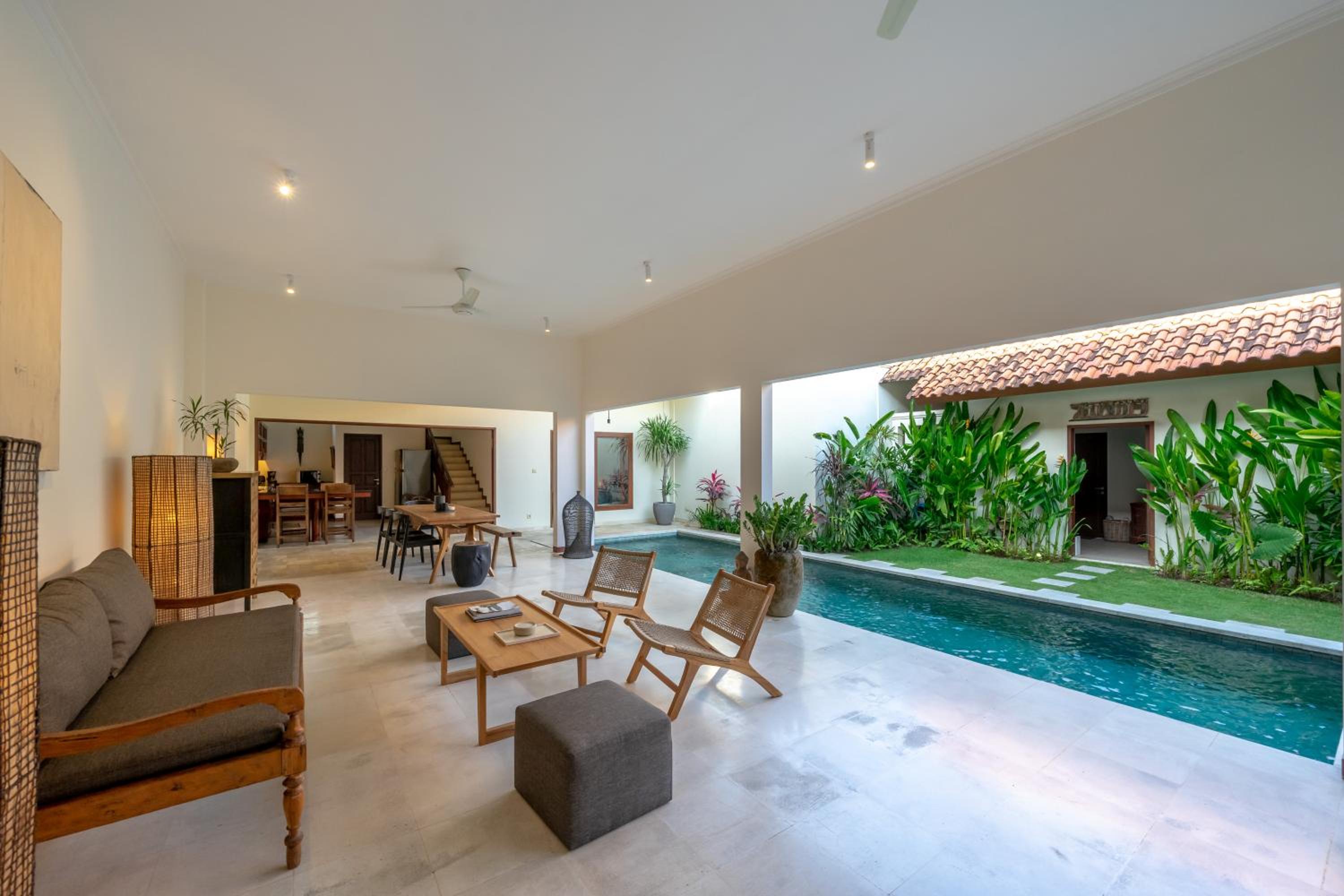Villa photo 3