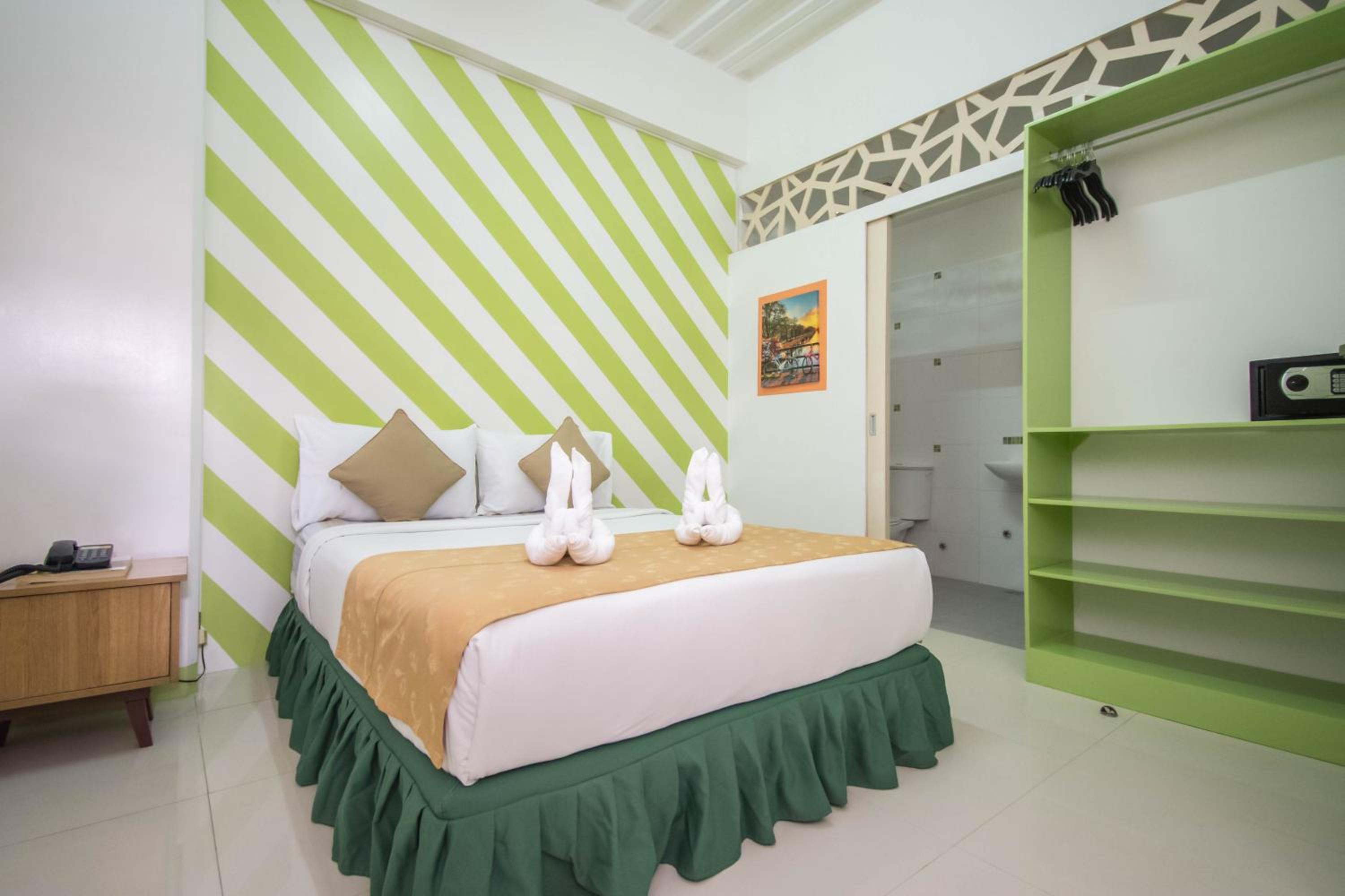 Deluxe Double Room - Photo 4