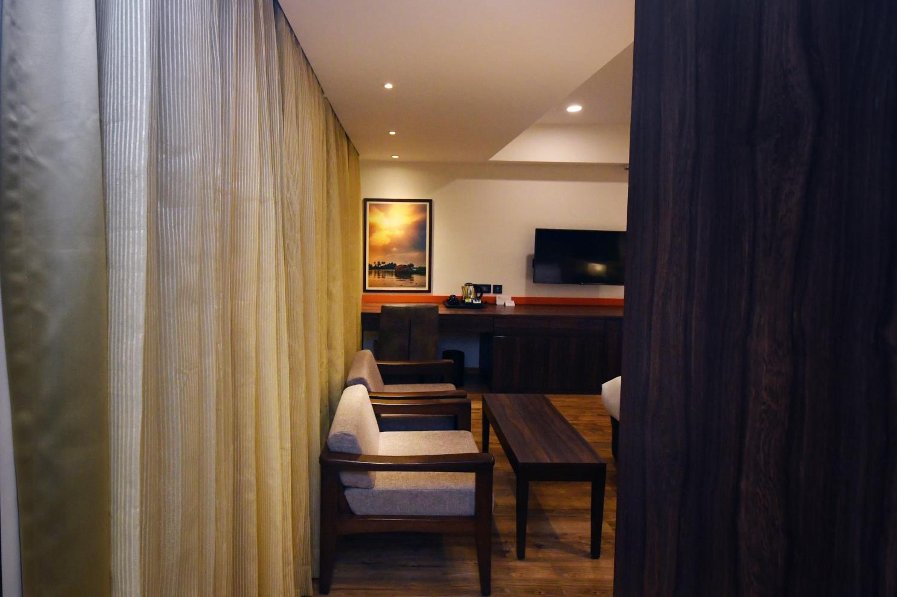 Club Room (Pay 1500 INR plus tax for Extra person or child above 7 years at the property) - Photo 1