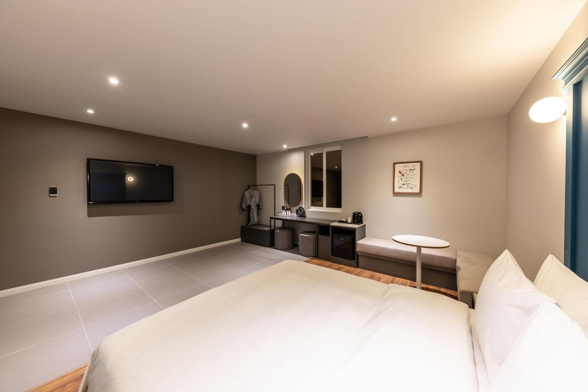 Superior Double Room - Photo 9