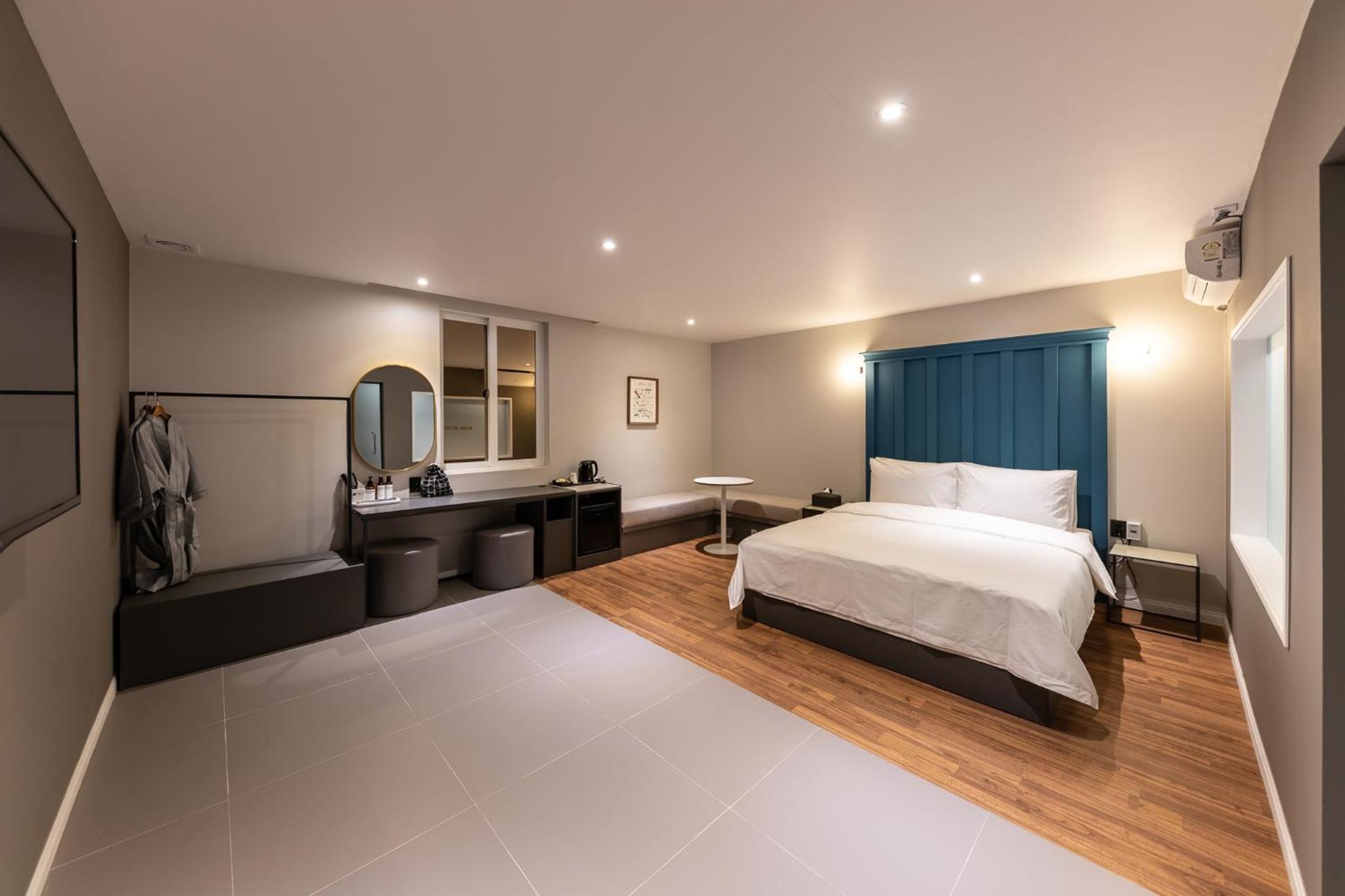 Superior Double Room - Photo 1