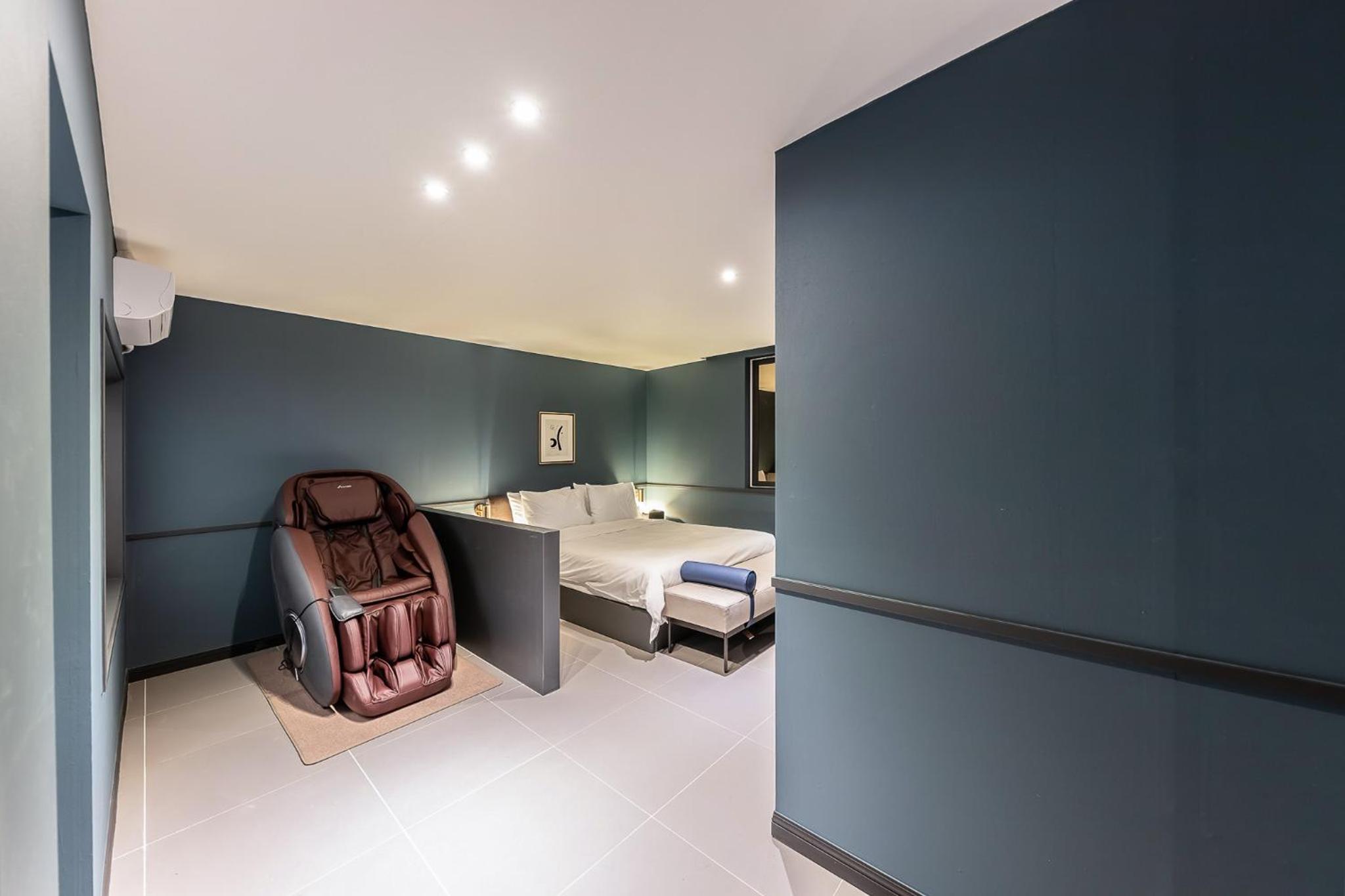 Suite - Photo 6