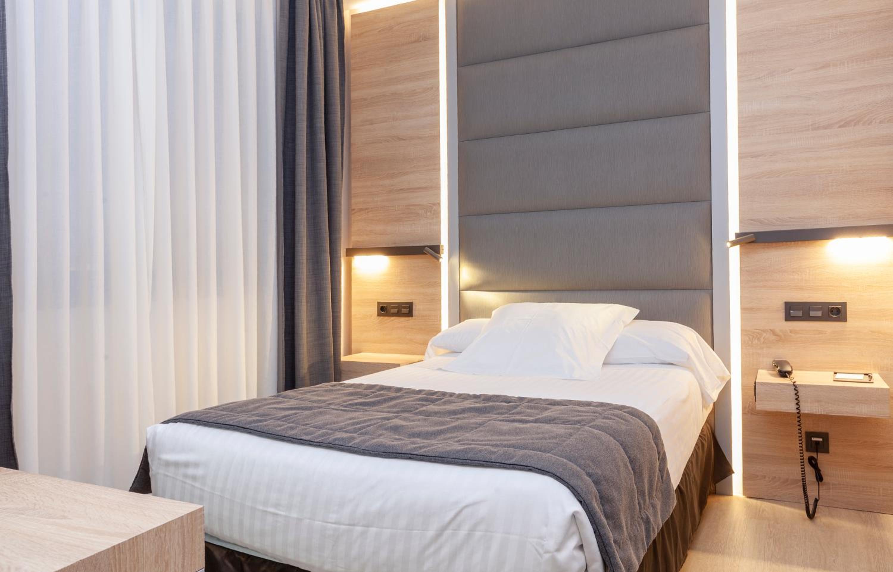 Economy Double or Twin Room (2 Adults + 1 Child)