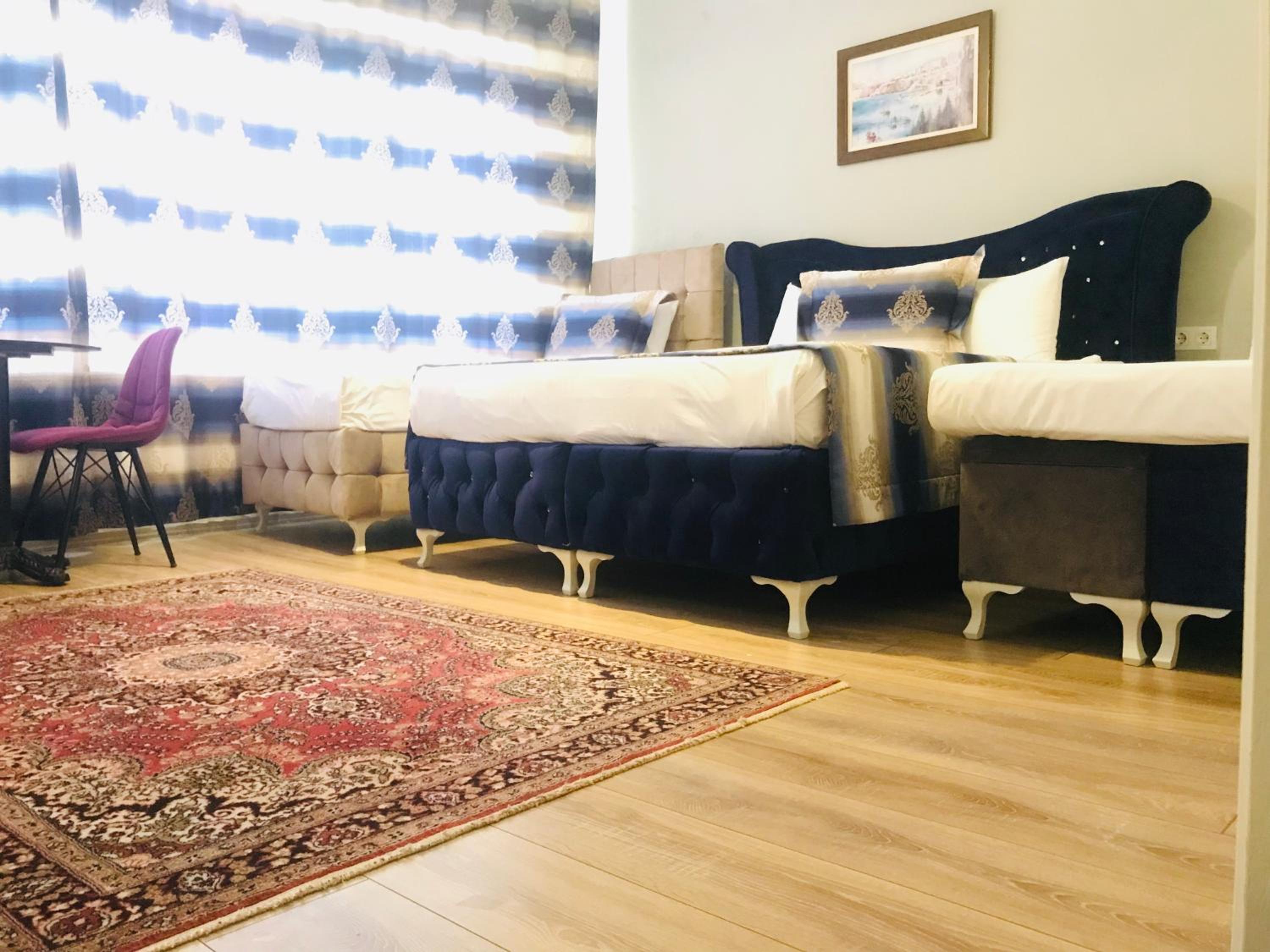 Standard Family Room photo 1