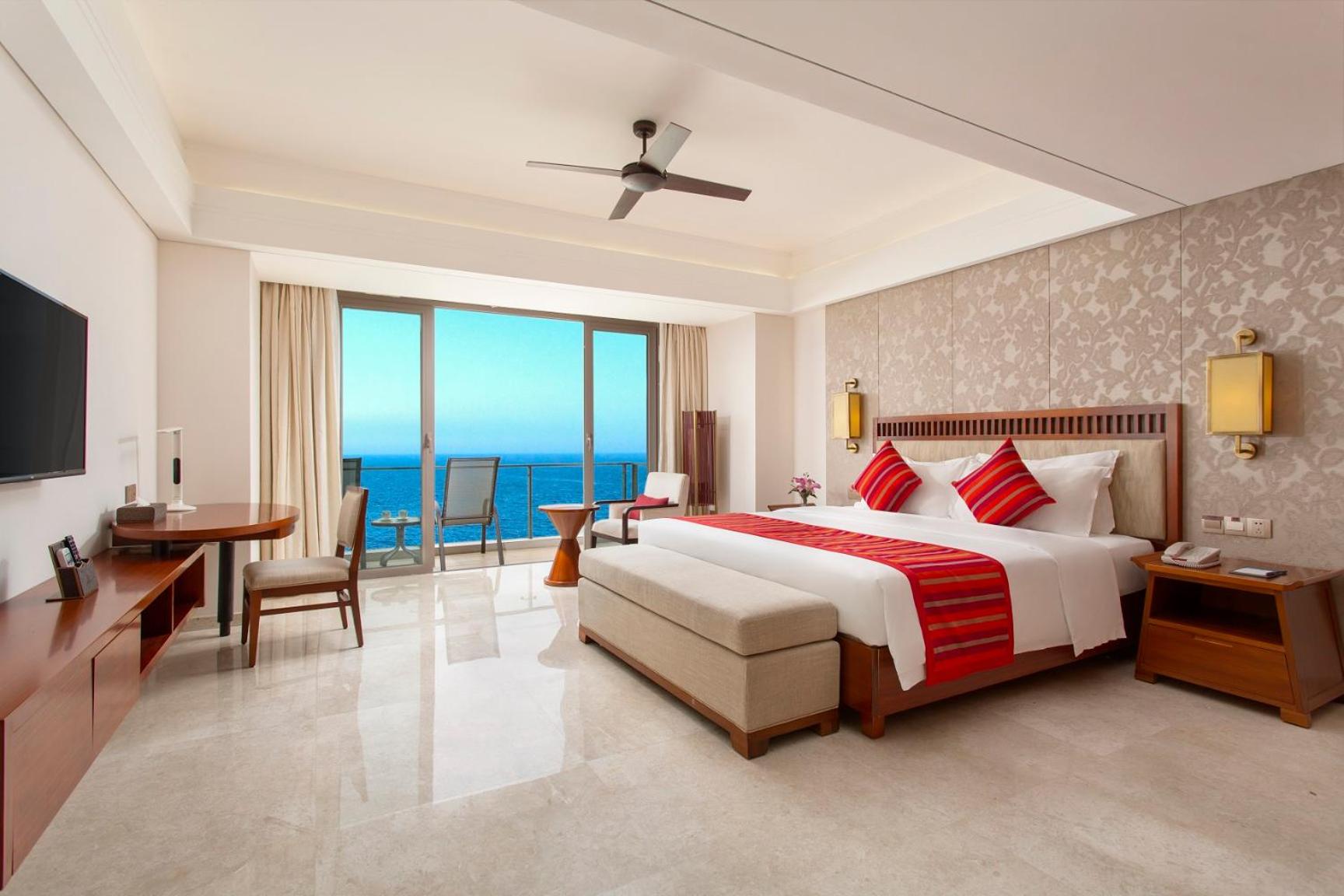 Premier  Double Room  with 180 Sea View photo 1