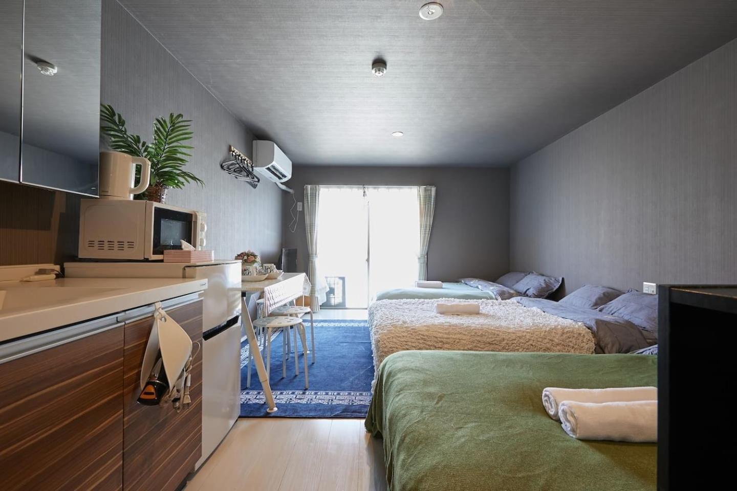 One-Bedroom Apartment photo 1