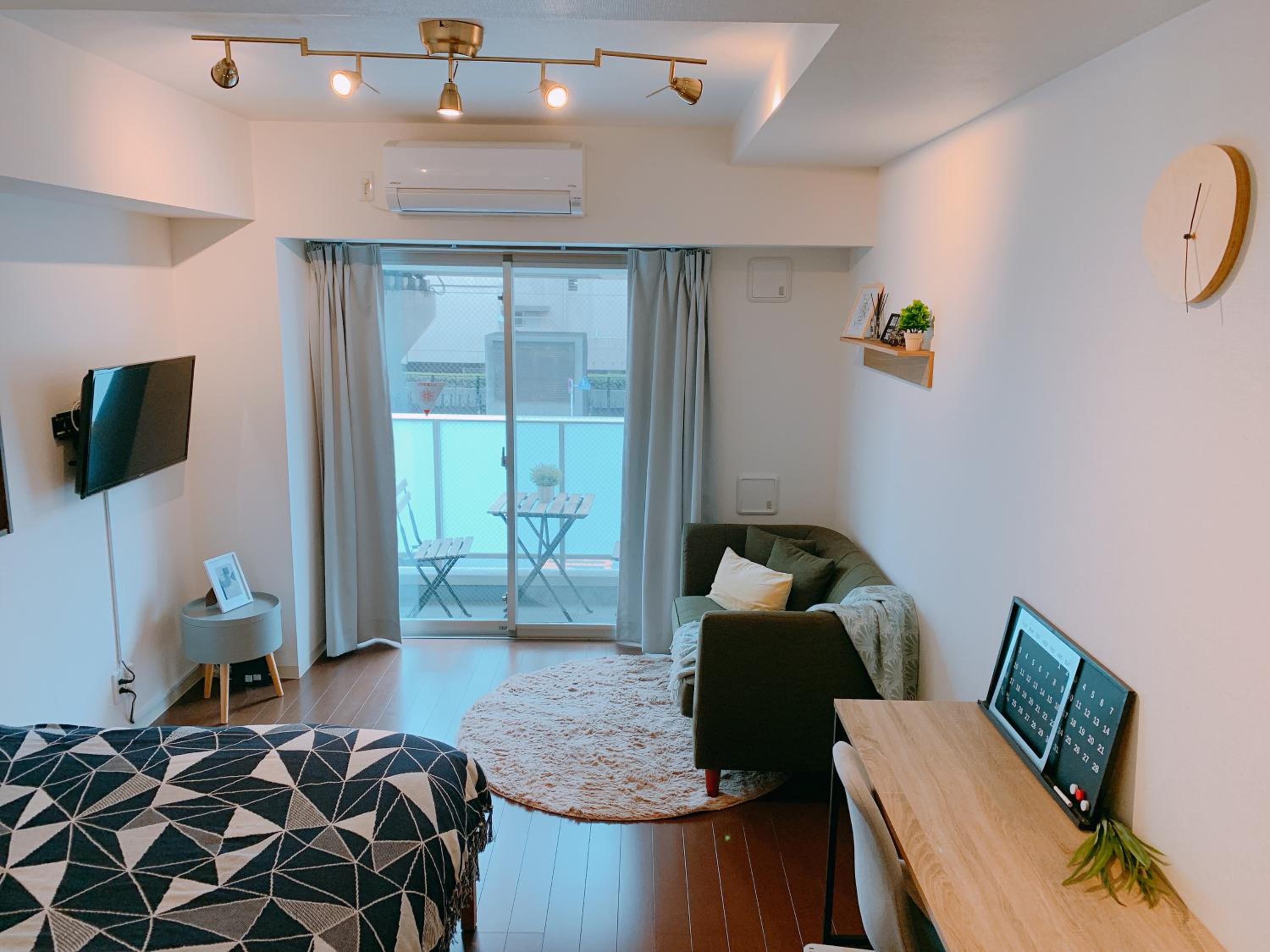 Studio Apartment photo 3