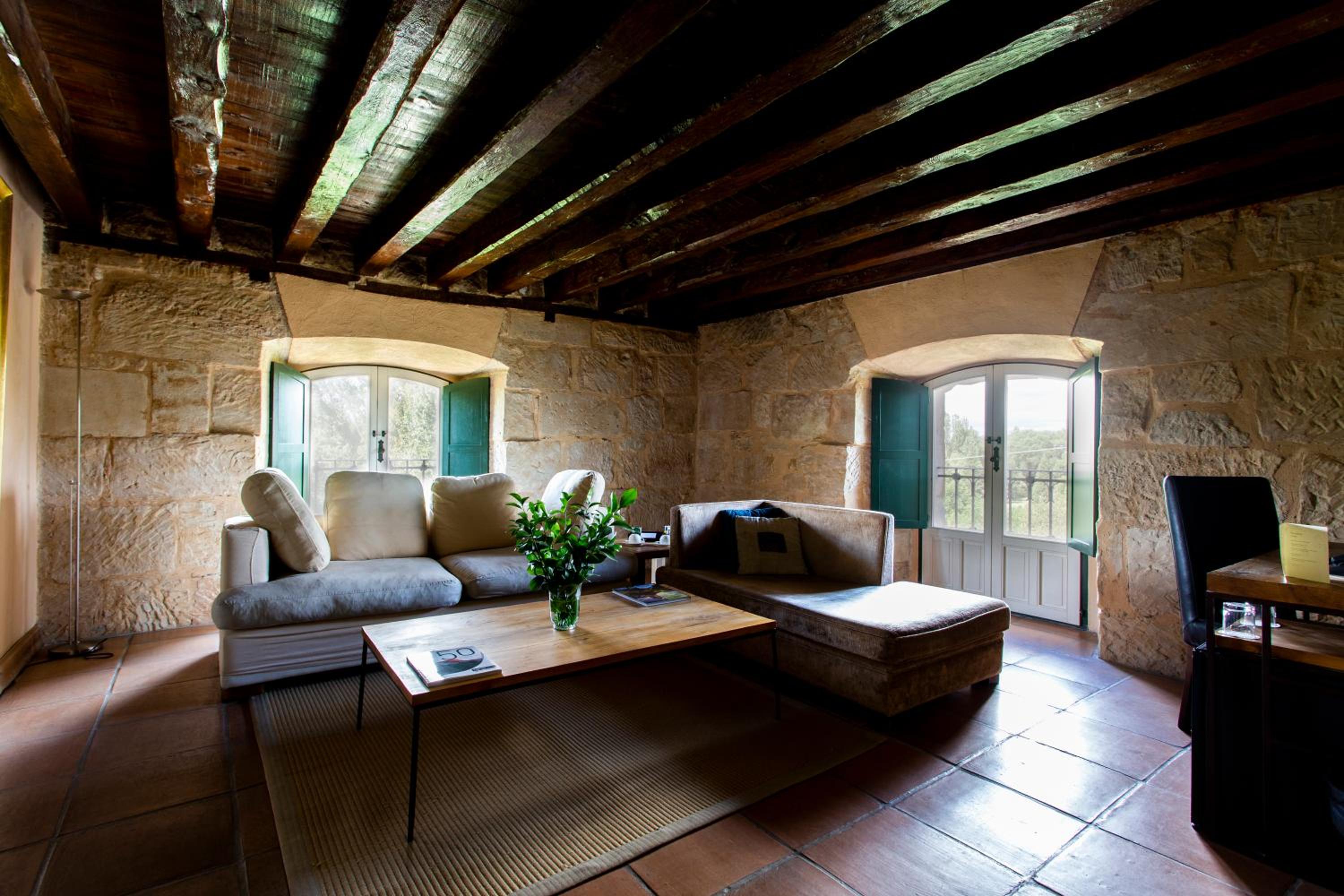 Suite - Photo 3